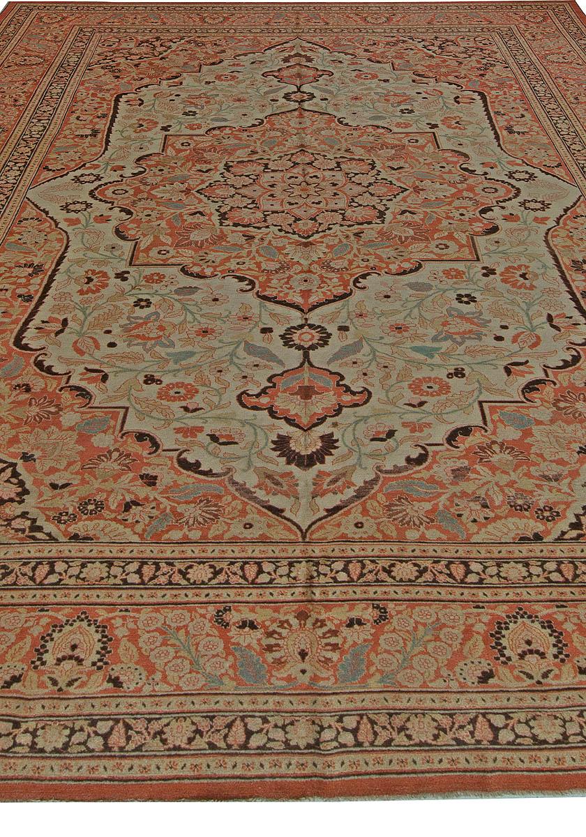 Hand-Knotted 19th Century Persian Tabriz Rug For Sale