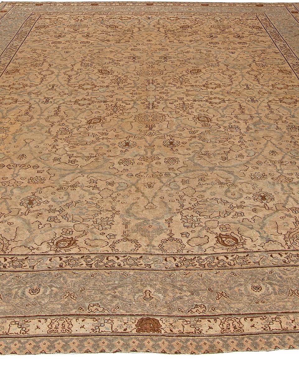 Hand-Woven 19th Century Persian Tabriz Handwoven Wool Rug For Sale