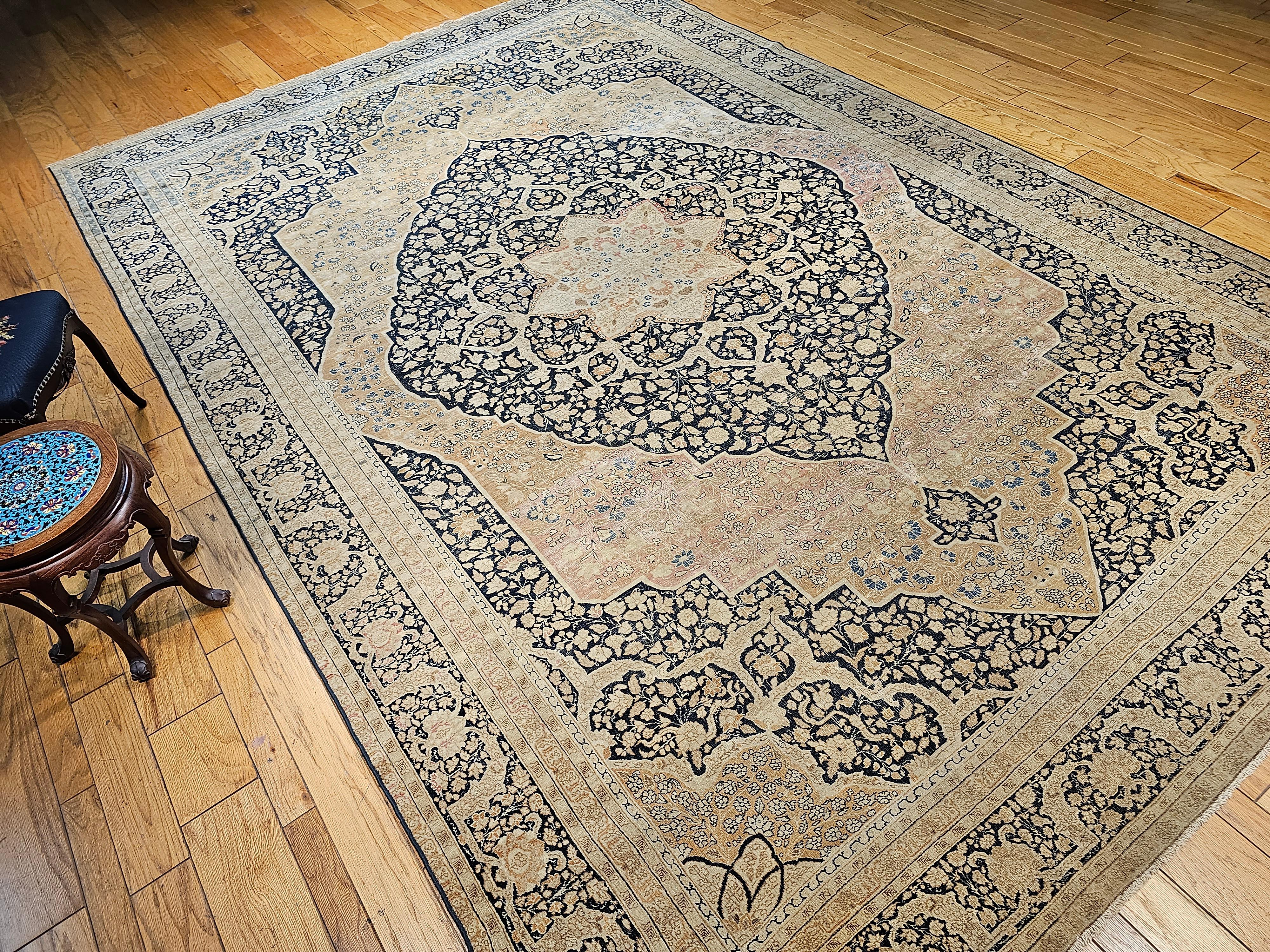 19th Century Persian Tabriz Haji Jalili Carpet in Navy, tan, Pale Red, Baby Blue For Sale 13