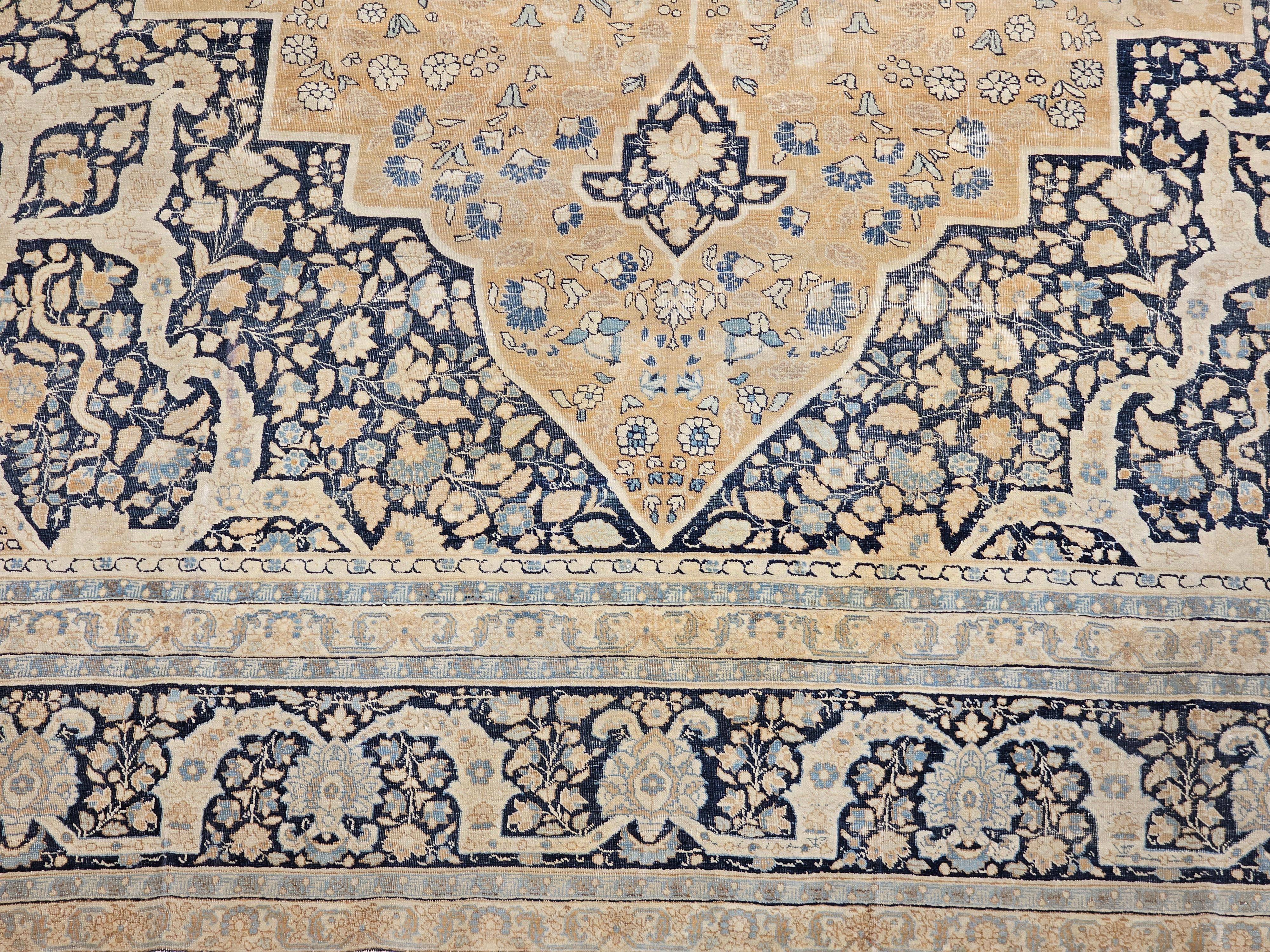 19th Century Persian Tabriz Haji Jalili Carpet in Navy, tan, Pale Red, Baby Blue For Sale 3