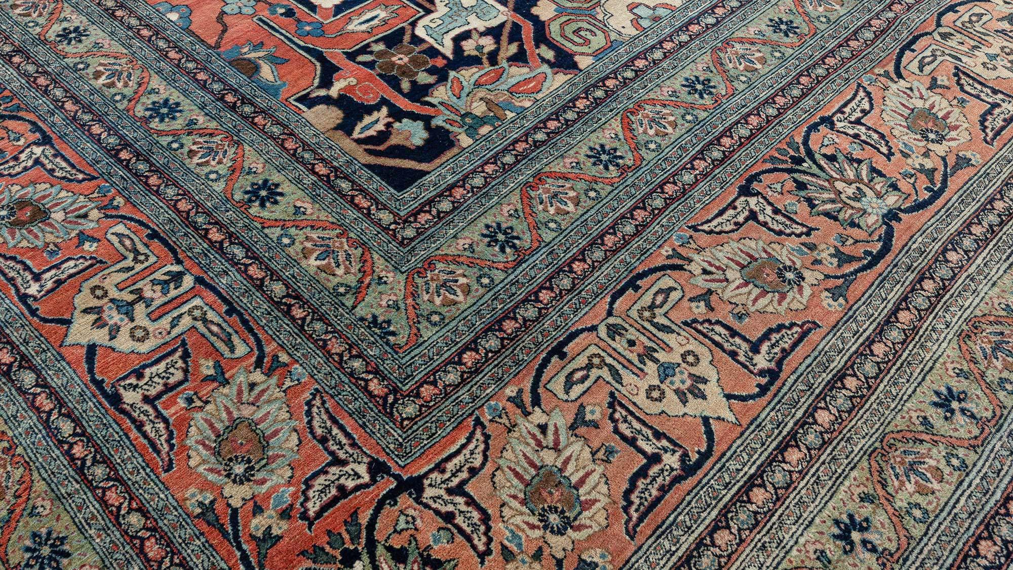 19th Century Persian Tabriz Handwoven Wool Rug For Sale 3