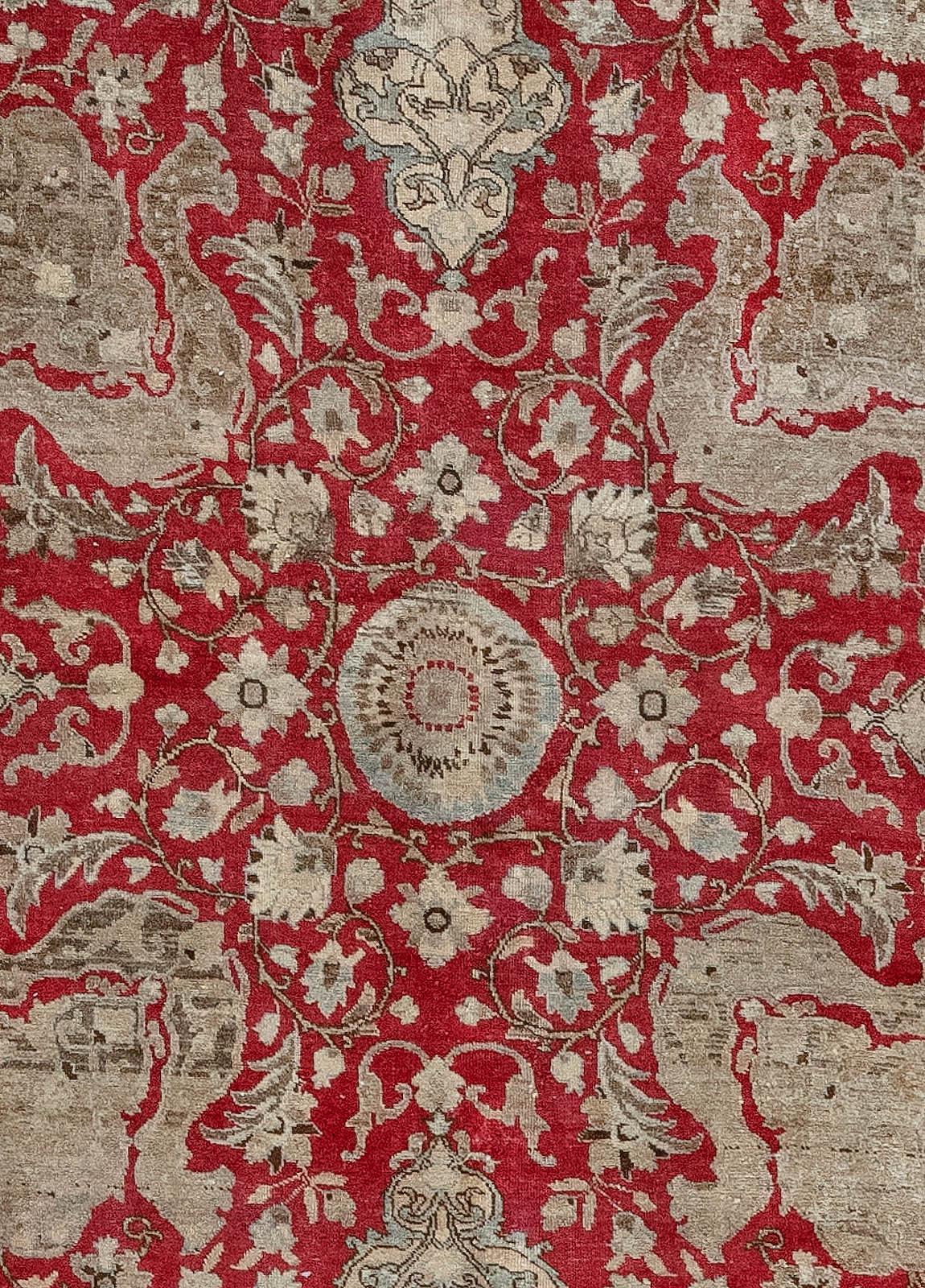 19th century Persian Tabriz red hand knotted wool carpet
Size: 10'8