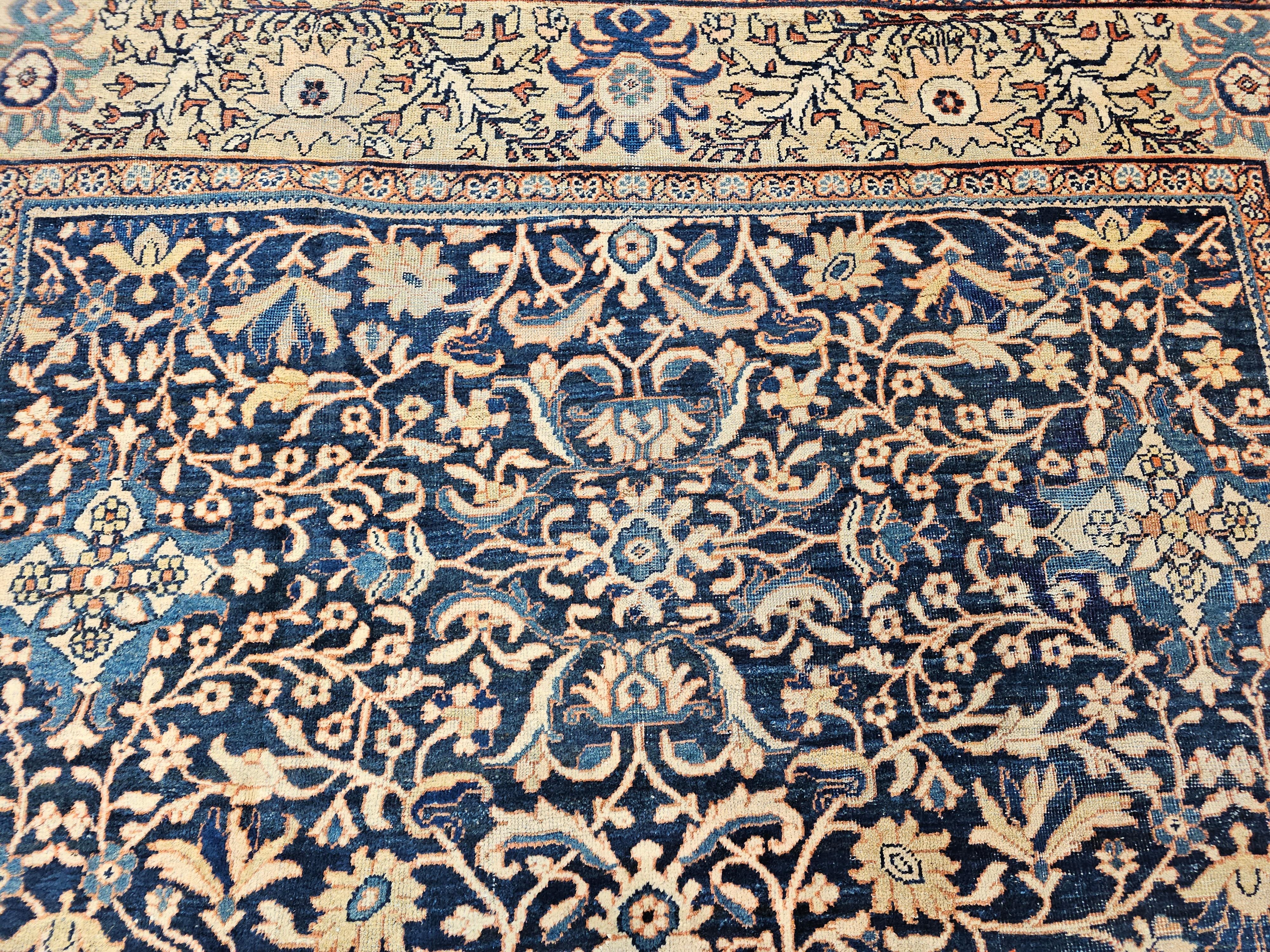 19th Century Persian Ziegler Mahal Sultanabad in All-Over Pattern in Navy, Ivory In Good Condition For Sale In Barrington, IL