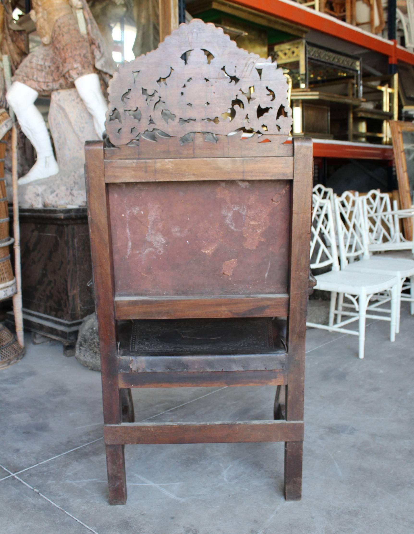 Leather 19th Century Peruvian Hand-Carved Chestnut Armchair For Sale