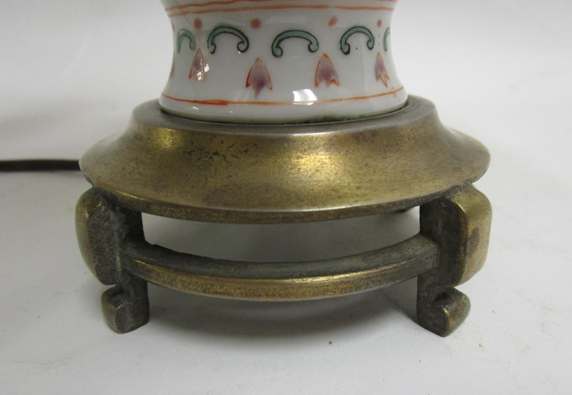 19th Century Petite Chinese Export Table Lamp In Good Condition In Savannah, GA