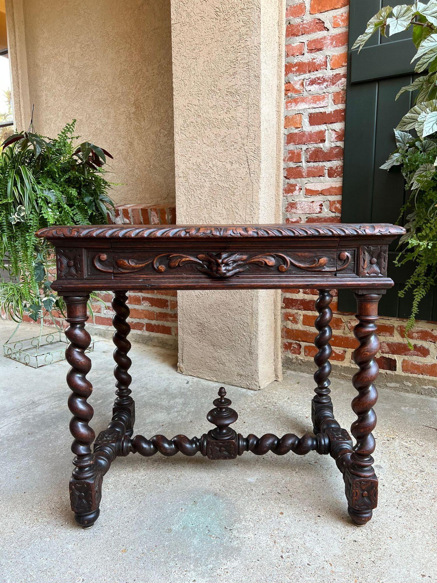 19th Century Petite French Carved Oak Sofa Table Desk Barley Twist Louis XIII In Good Condition In Shreveport, LA