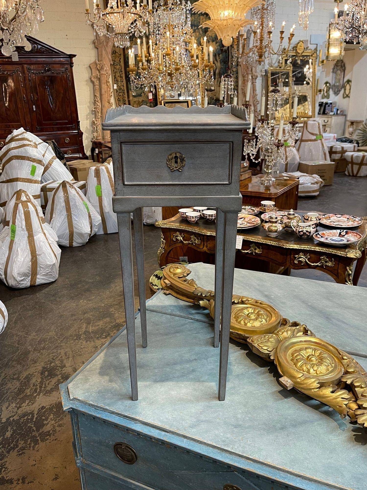 19th Century Petite Swedish Painted Side Table In Good Condition In Dallas, TX