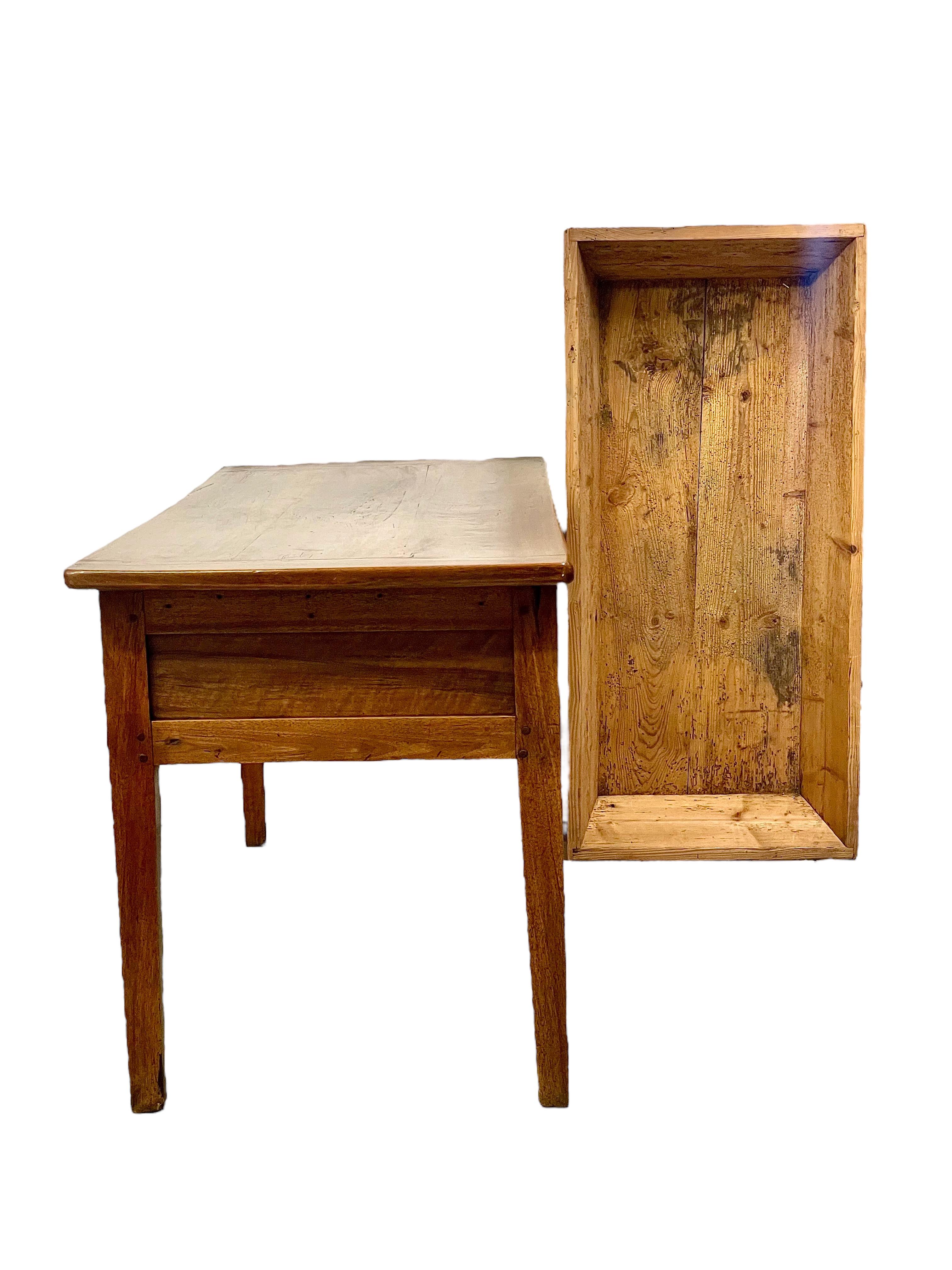 XIXe siècle  Pétrin ou table à pétrir française du 19e siècle en vente