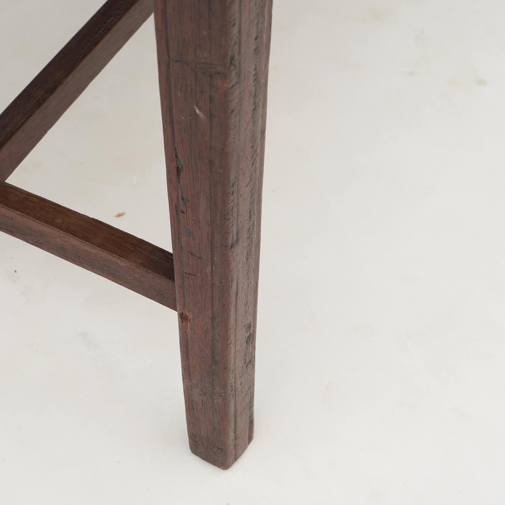 Table à manger longue philippinne du XIXe siècle fabriquée en bois dur tropical en vente 2