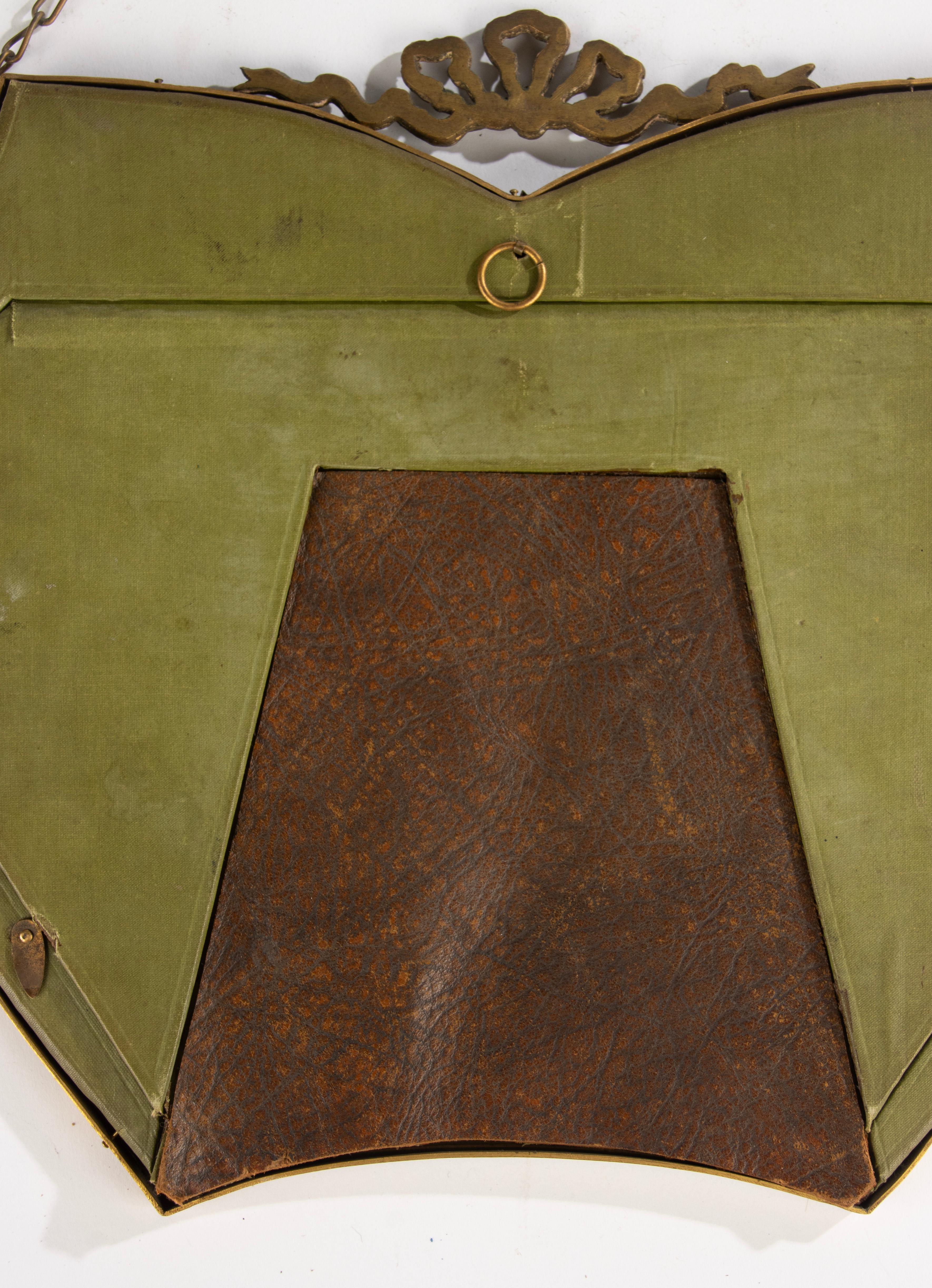 Cadre photo du 19ème siècle - France - Wood et bronze doré - Style Louis XVI en vente 10