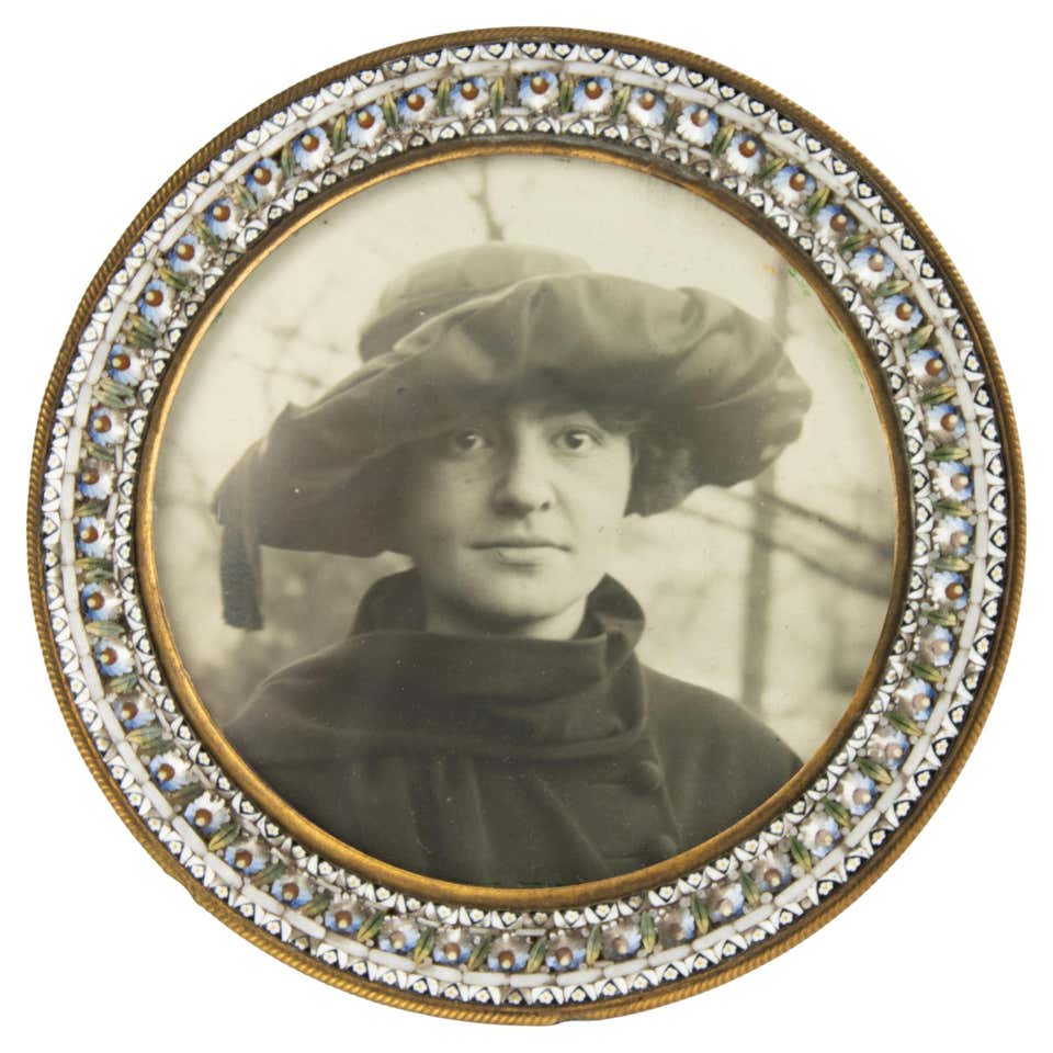 1890s Picture Frames - 33 For Sale at 1stDibs | 1890 picture frames ...