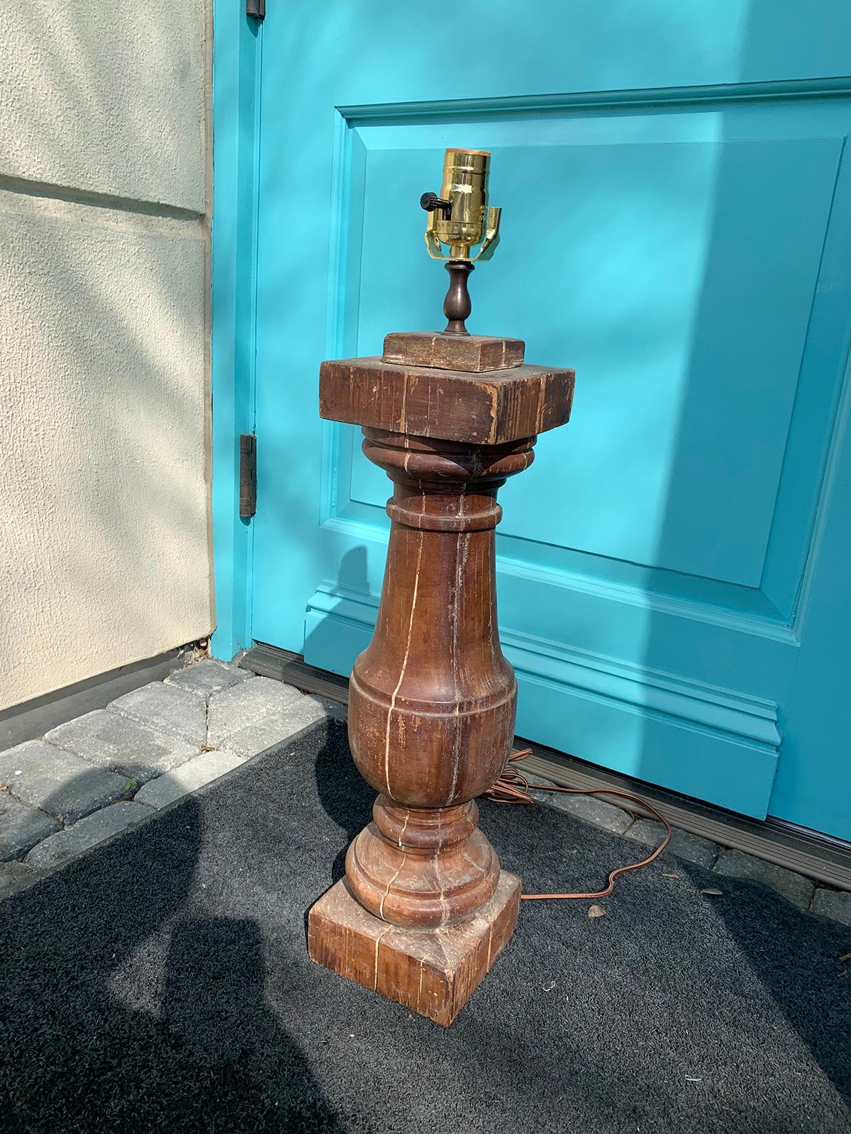 American 19th Century Pine Balustrade from Savannah, Gaorgia as Lamp For Sale
