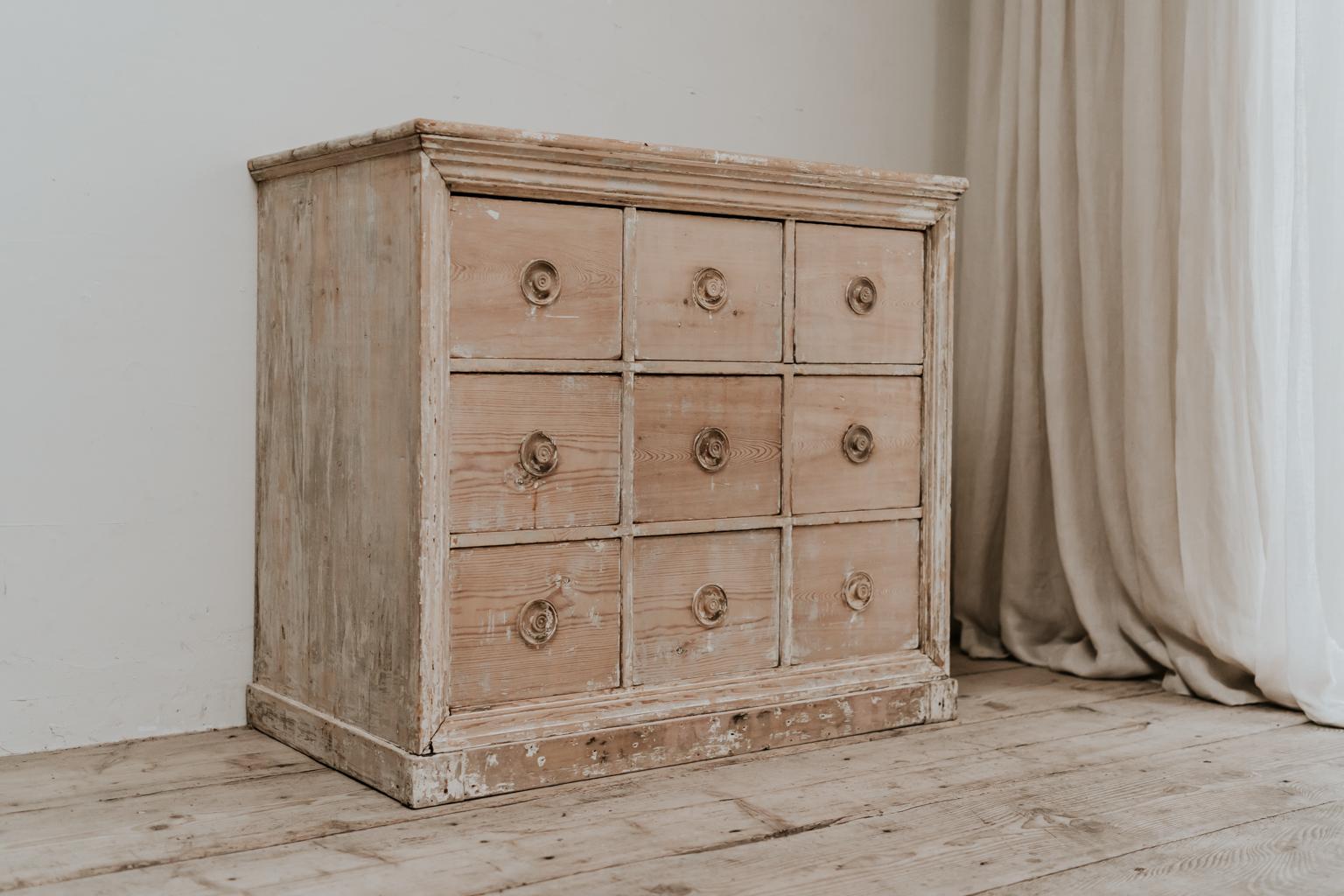 19th Century Pine Bank of Drawers/Commode/Chest of Drawers In Good Condition In Brecht, BE