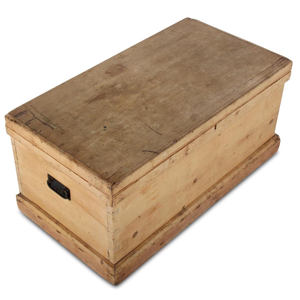 rustic blanket box