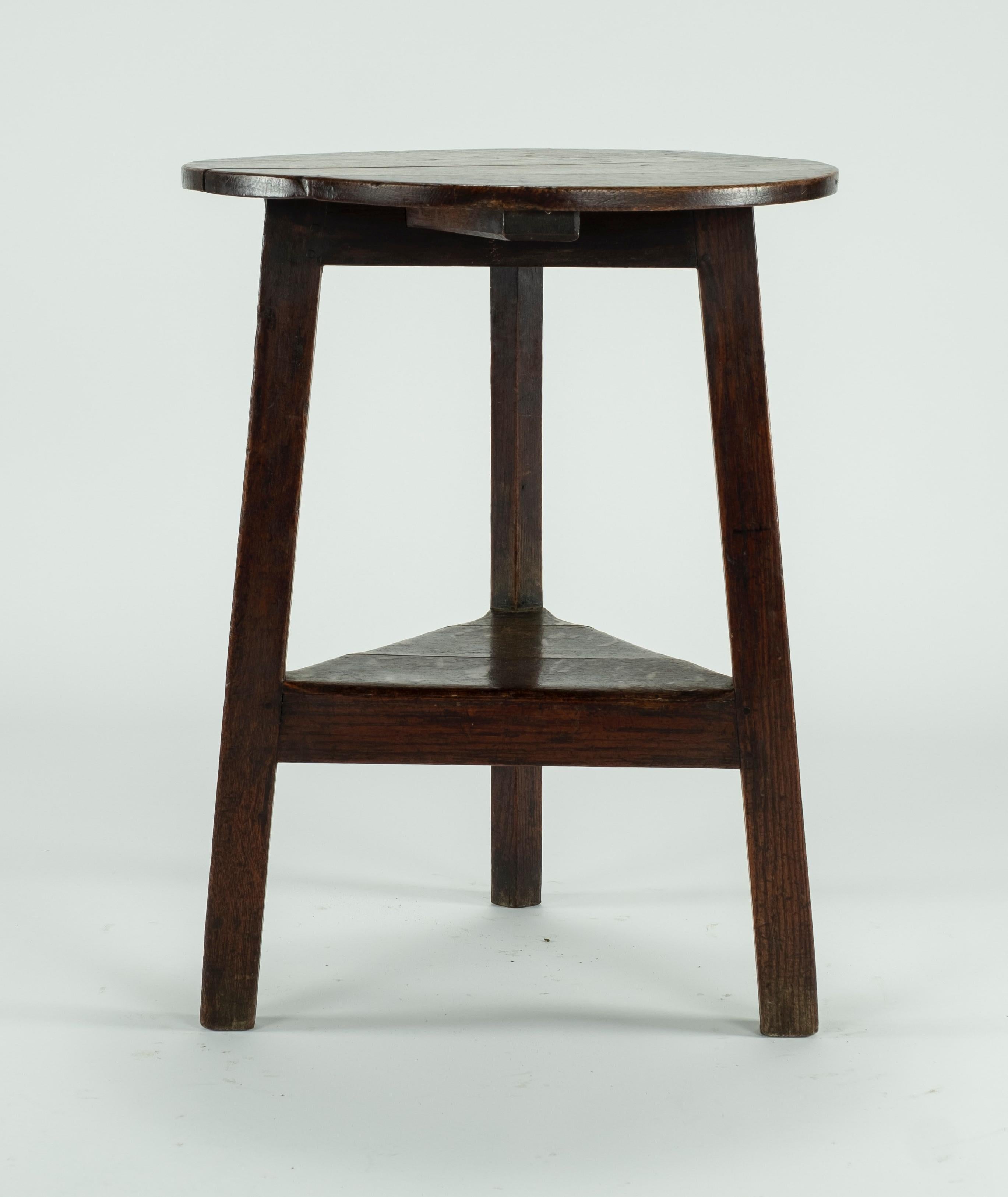 English 19th Century Pine Cricket Table