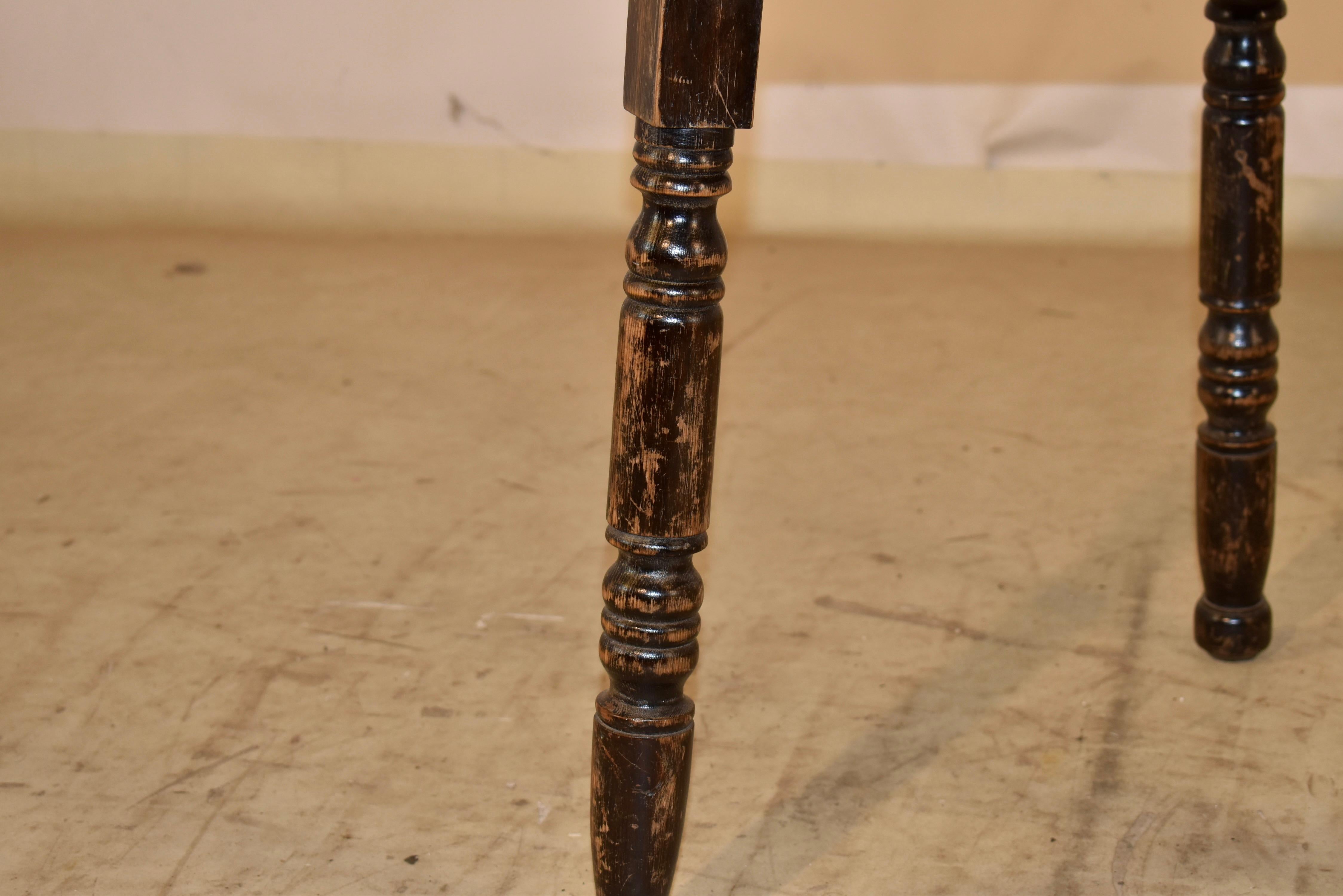 Cricket-Tisch aus Kiefernholz aus dem 19. im Angebot 2
