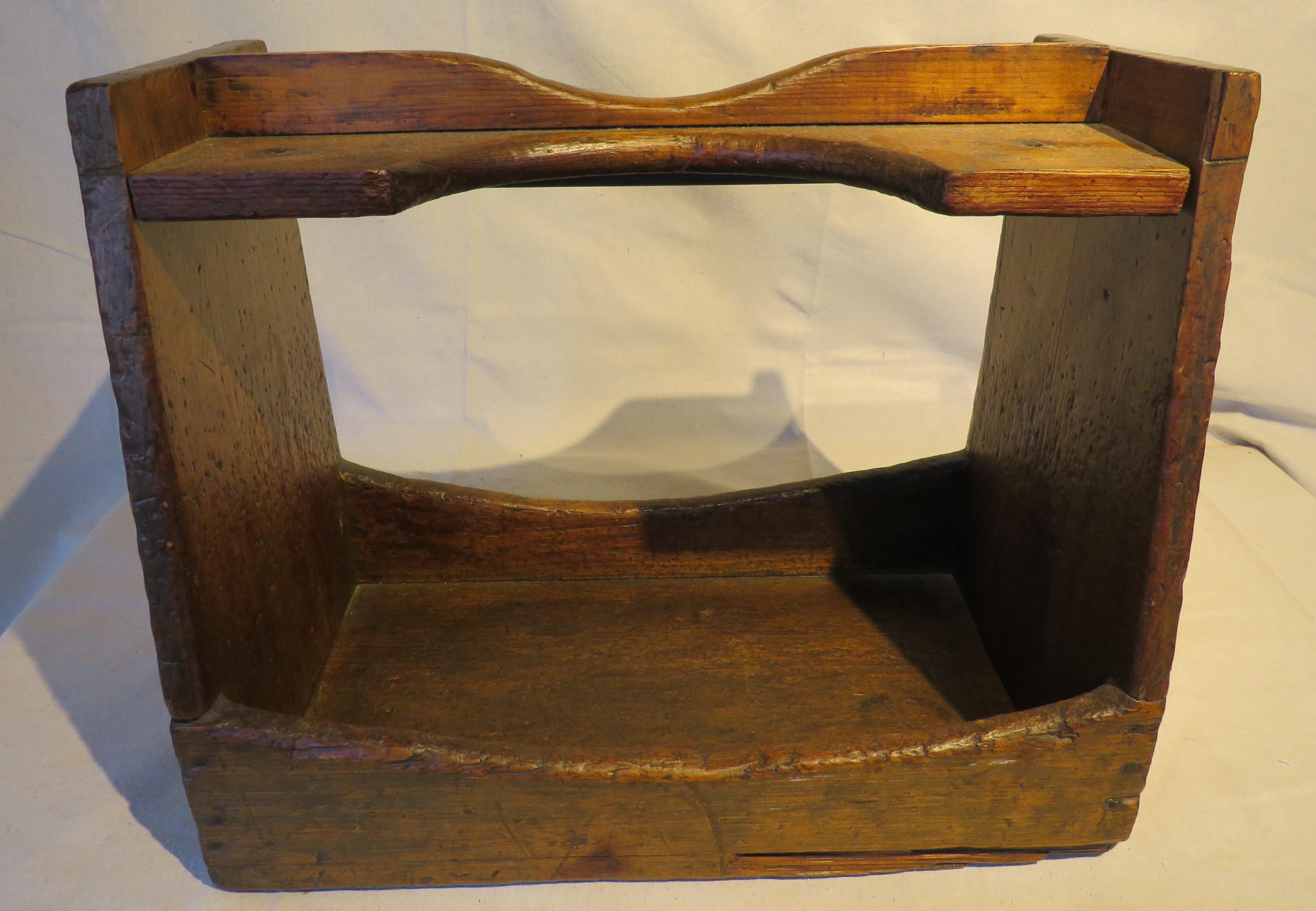 19th century pine farrier's tray, Quebec, Canada. With sturdy construction and nice mellow patina. Great magazine/newspaper rack.
