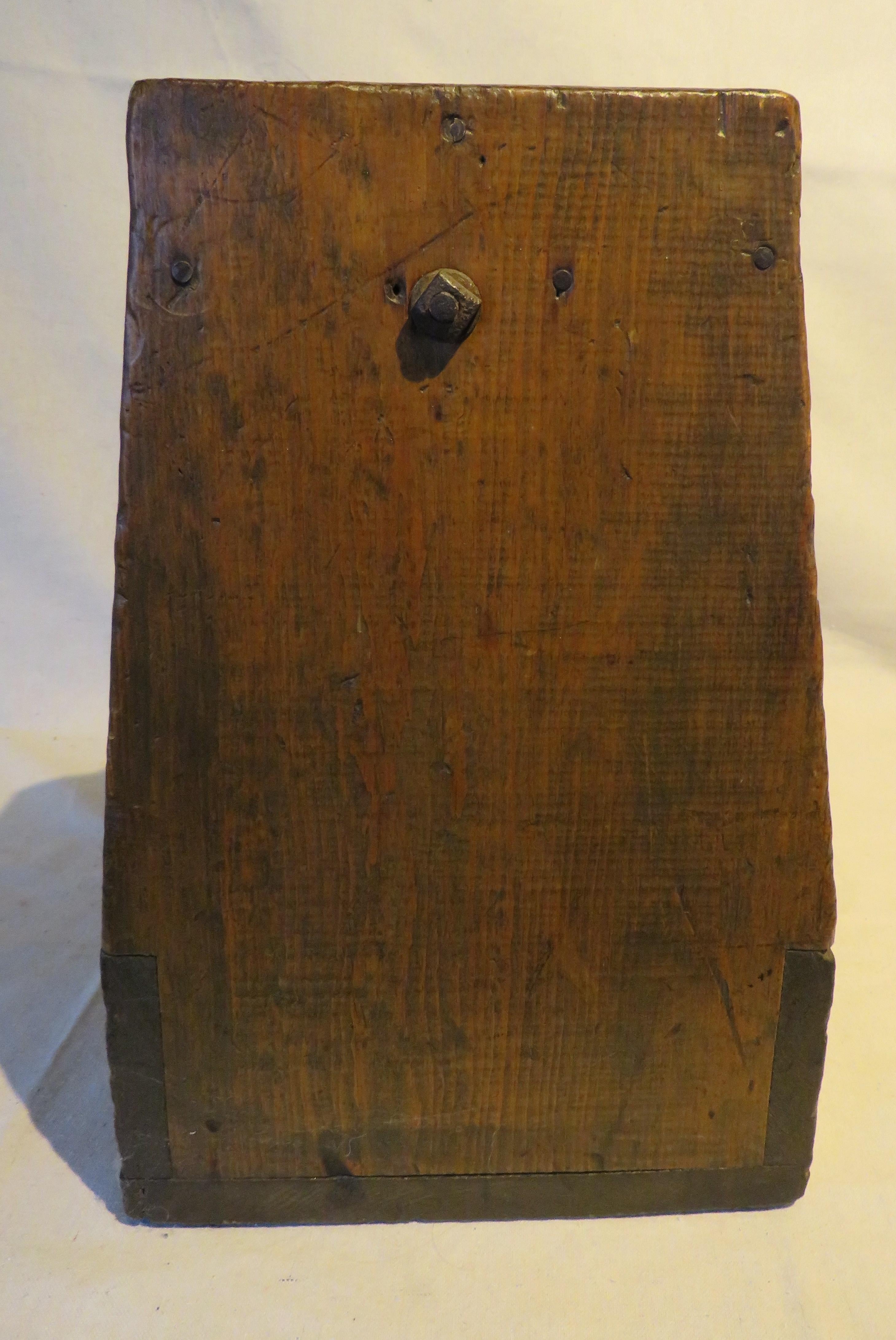 19th Century Pine Farrier's Tray In Good Condition For Sale In Nantucket, MA