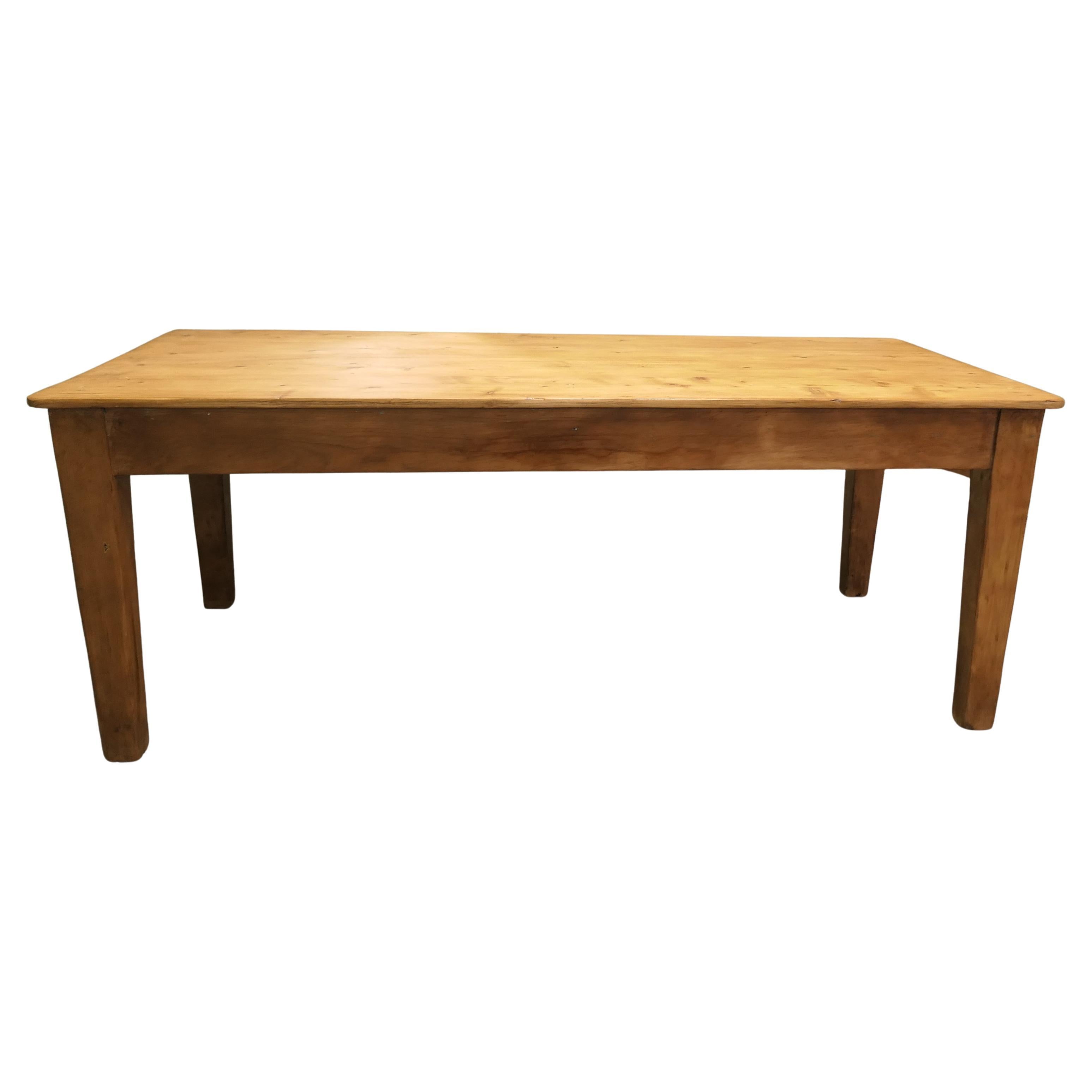 19th Century Pine Kitchen Dining Table This is a very substantial piece For Sale