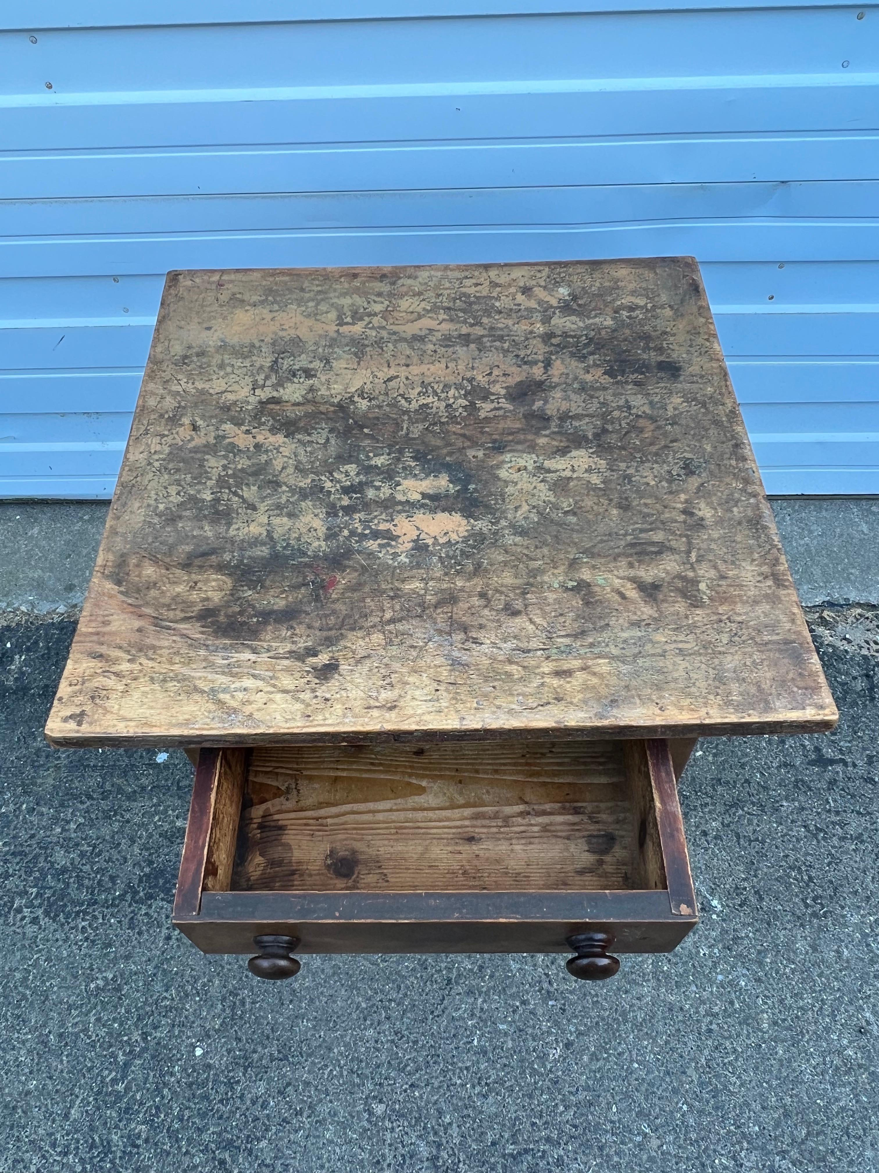 19th Century Pine One Drawer Stand For Sale 1