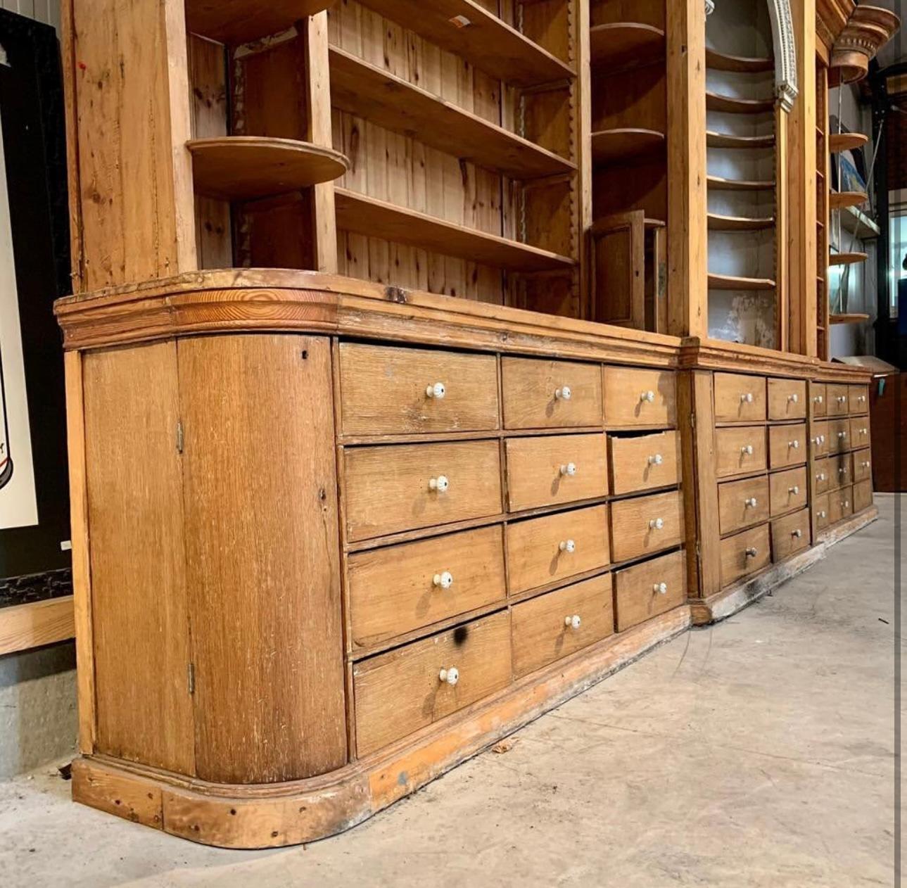 19th Century Pine Pharmacy Cabinet In Good Condition For Sale In Leamington Spa, Warwickshire