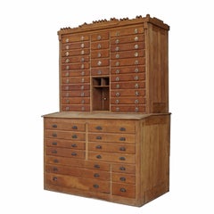 Cabinet de greffier en pin du 19ème siècle