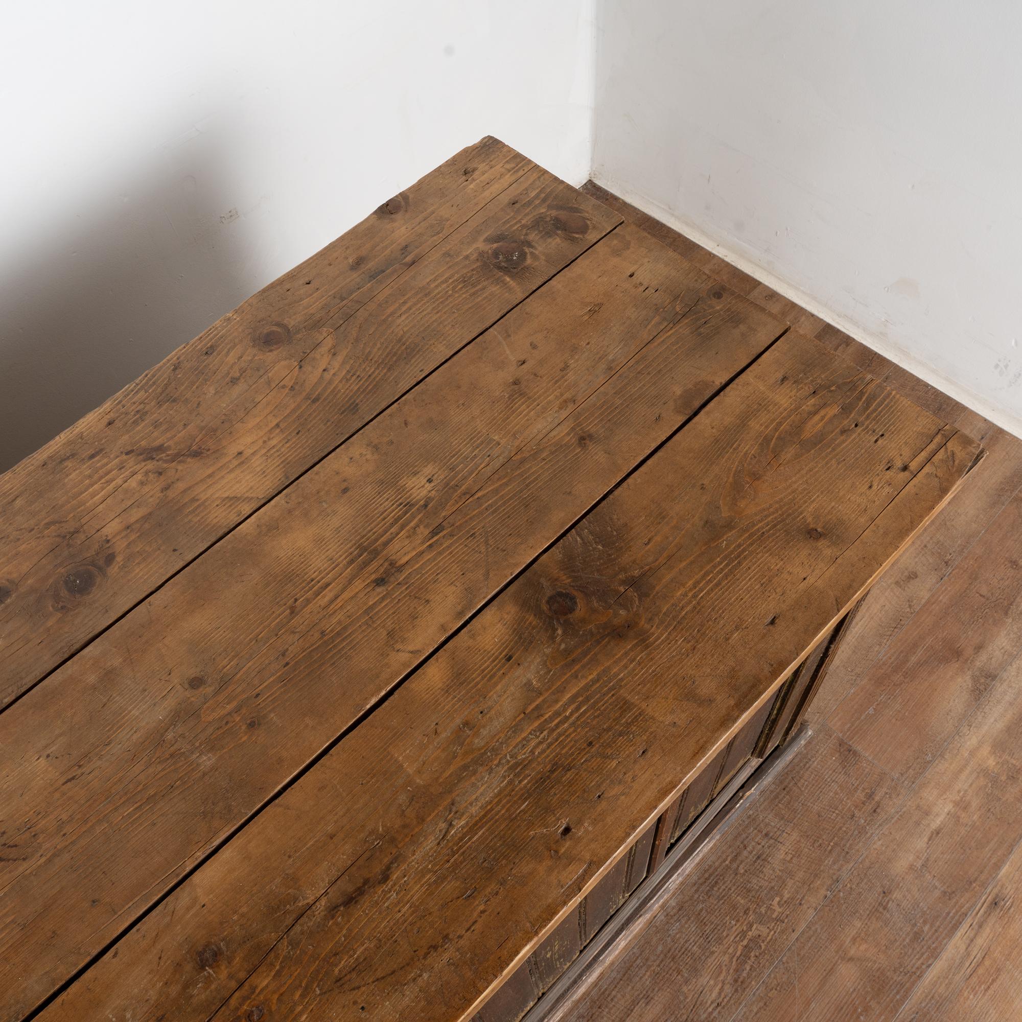 19th Century Pine Shop Counter Rustic Kitchen Island For Sale 3