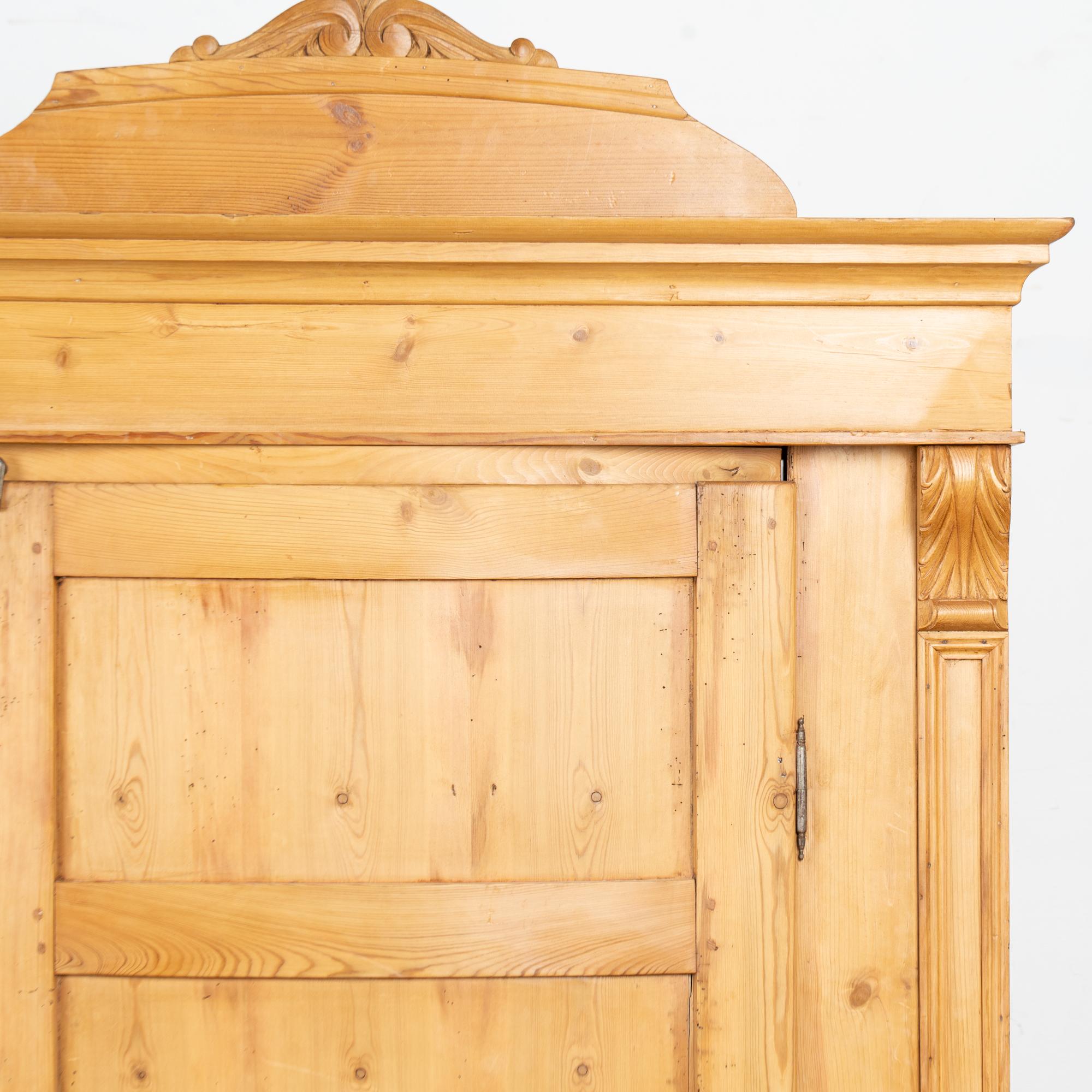 19. Jahrhundert Kiefer eintüriger Schrank aus Dänemark im Angebot 2