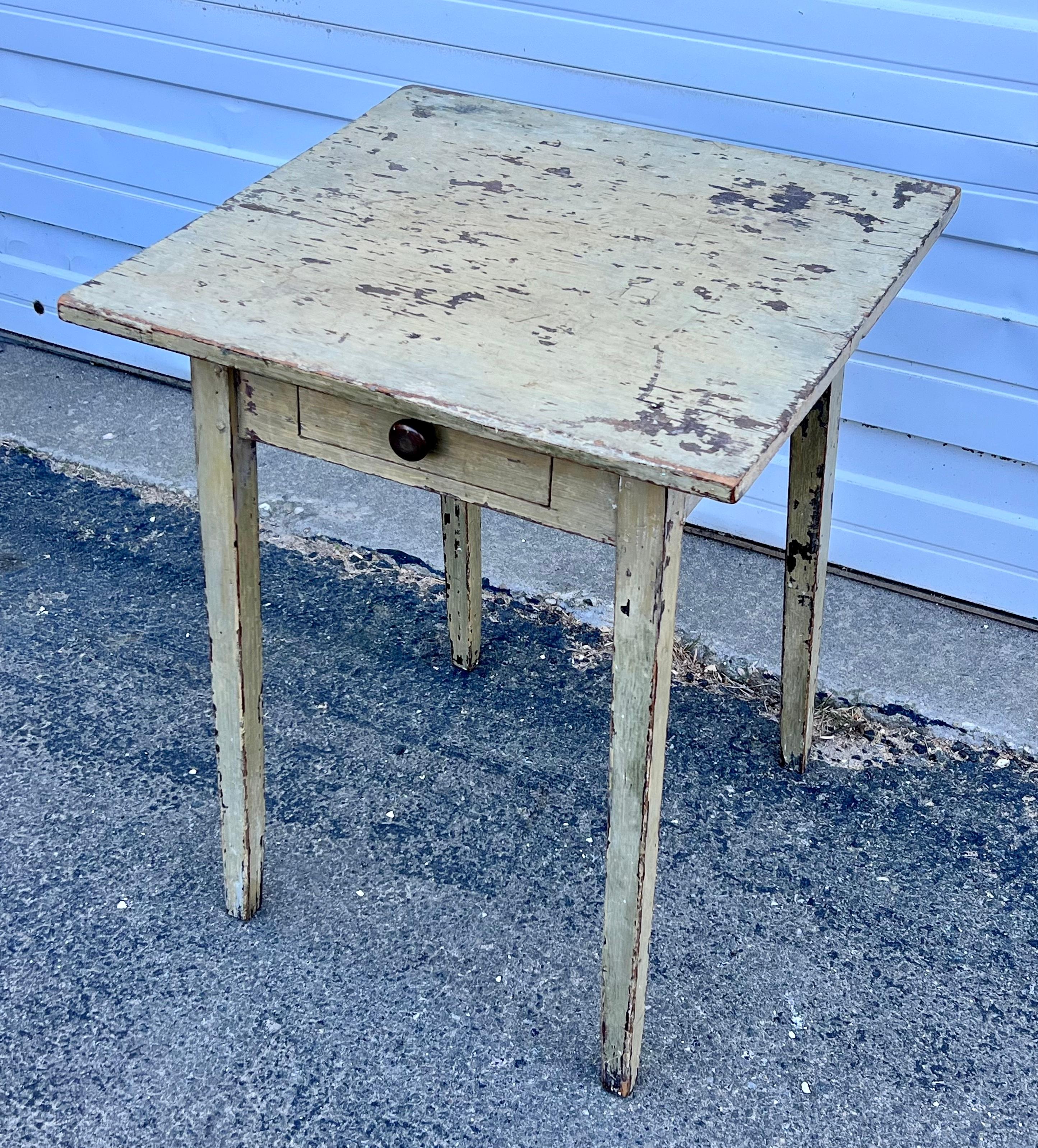19th Century Pine Single Drawer Side Table in Original Paint In Good Condition For Sale In Nantucket, MA
