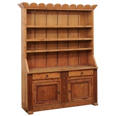 19th Century Pine Vaisselier with Scalloped Cornice, Reeded and Star Motifs