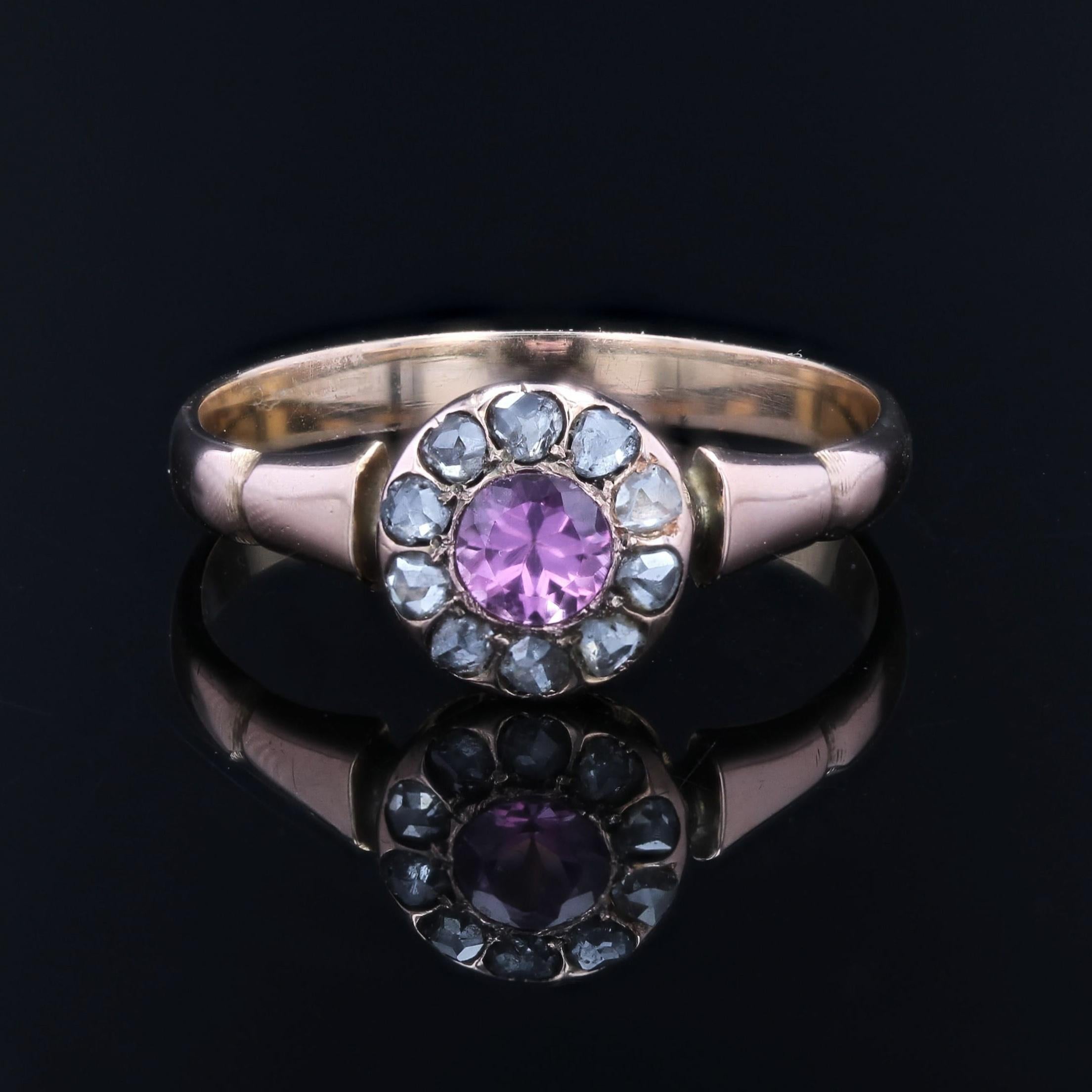 Bague en or rose 18 carats du 19e siècle, saphir rose et diamants taillés en rose Bon état - En vente à Poitiers, FR
