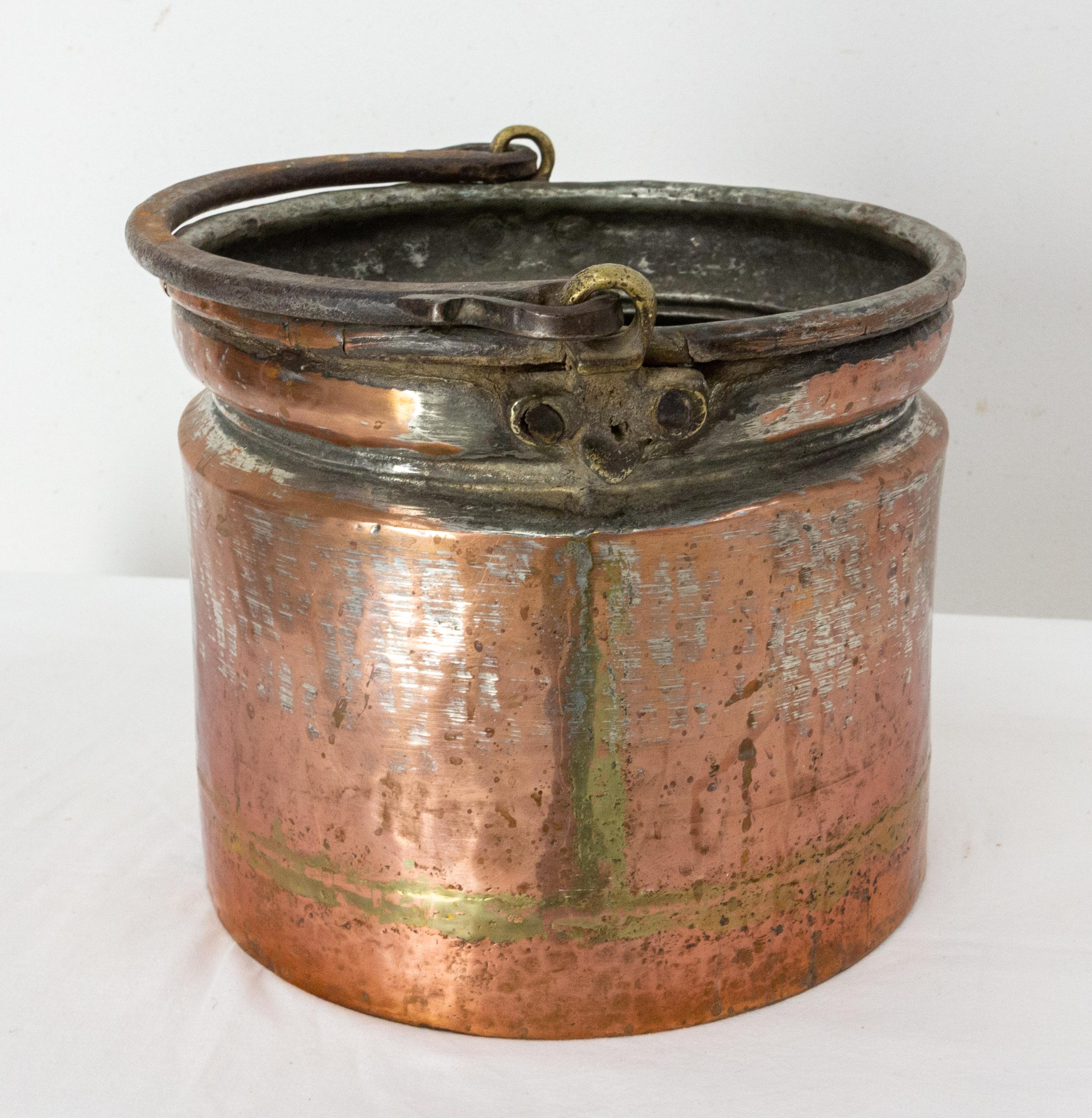 French Provincial 19th Century Planter Copper Jardinière with Handle, SW France For Sale