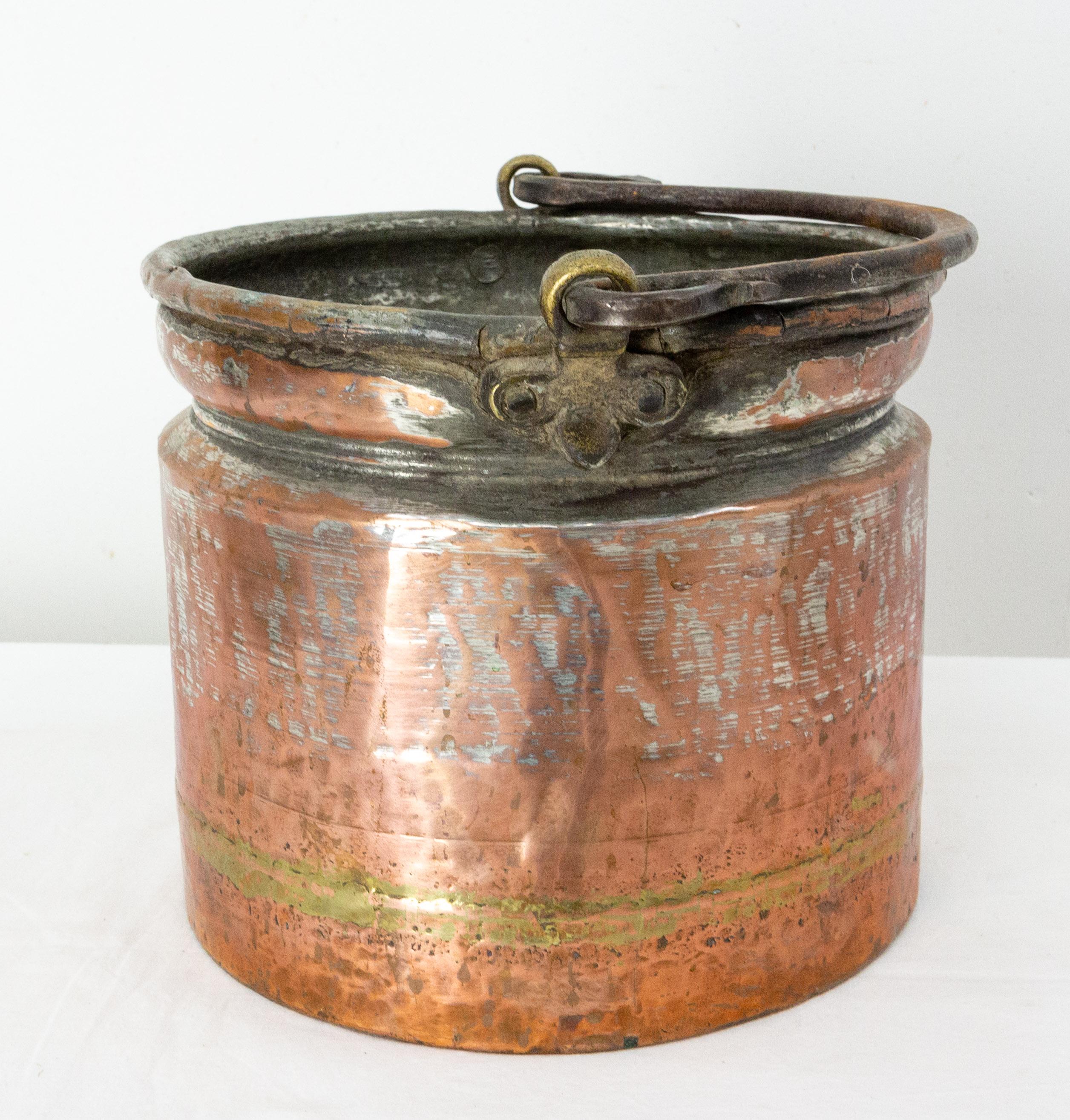 19th Century Planter Copper Jardinière with Handle, SW France In Good Condition For Sale In Labrit, Landes