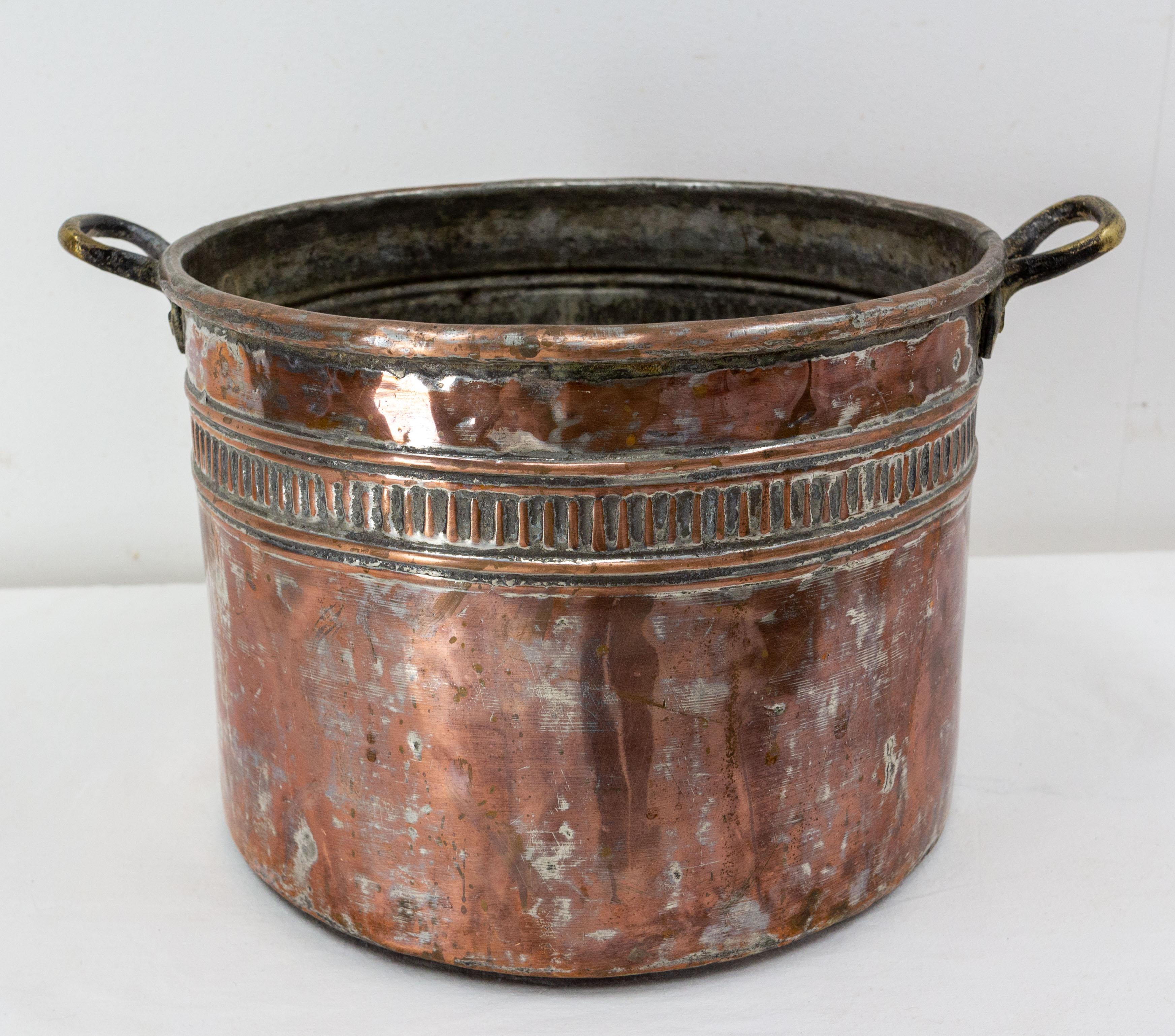 French Provincial 19th Century Planter Copper Jardinière with Two Handles, SW France For Sale