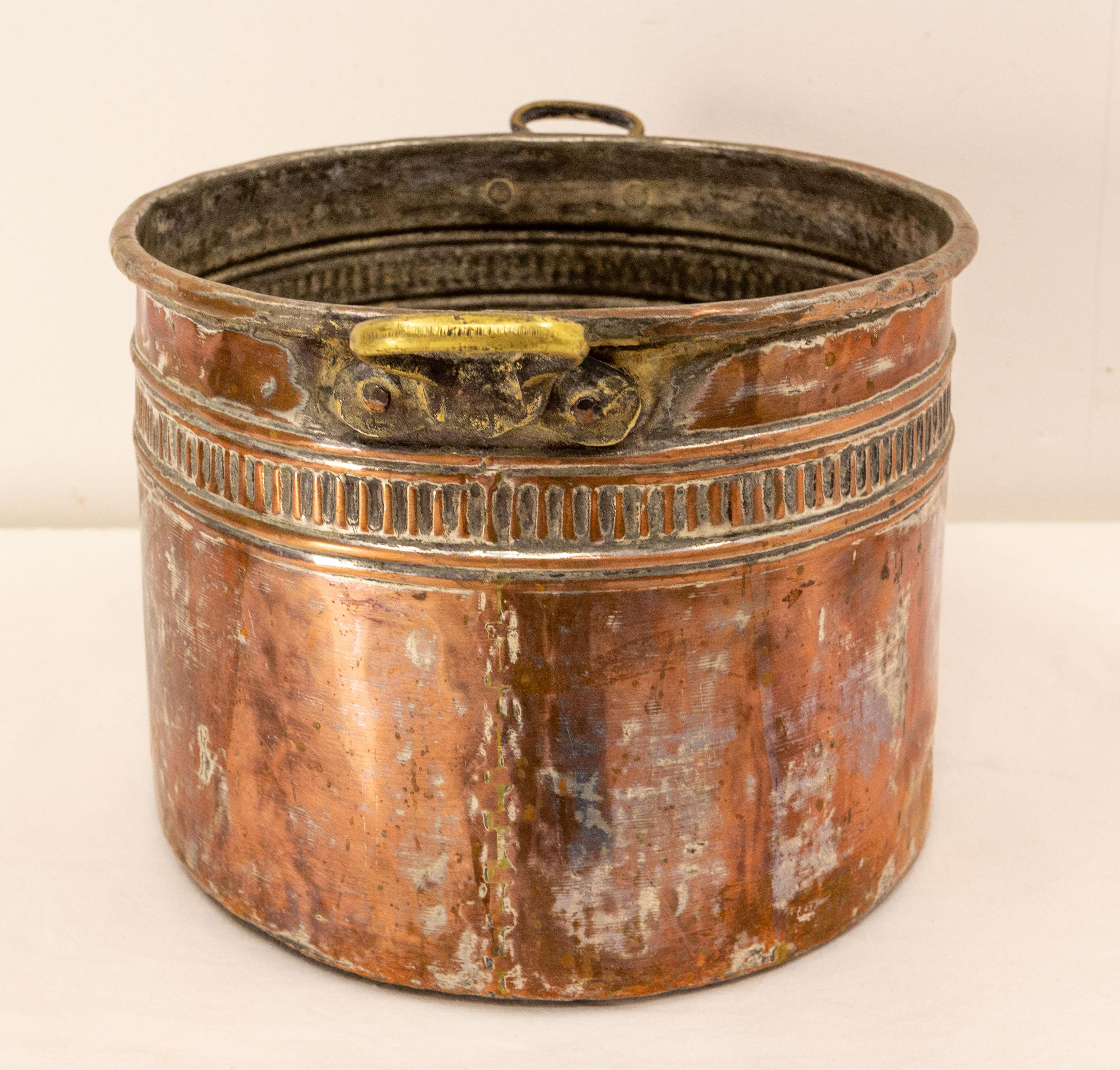 French 19th Century Planter Copper Jardinière with Two Handles, SW France For Sale