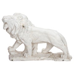 Lion en plâtre du 19e siècle