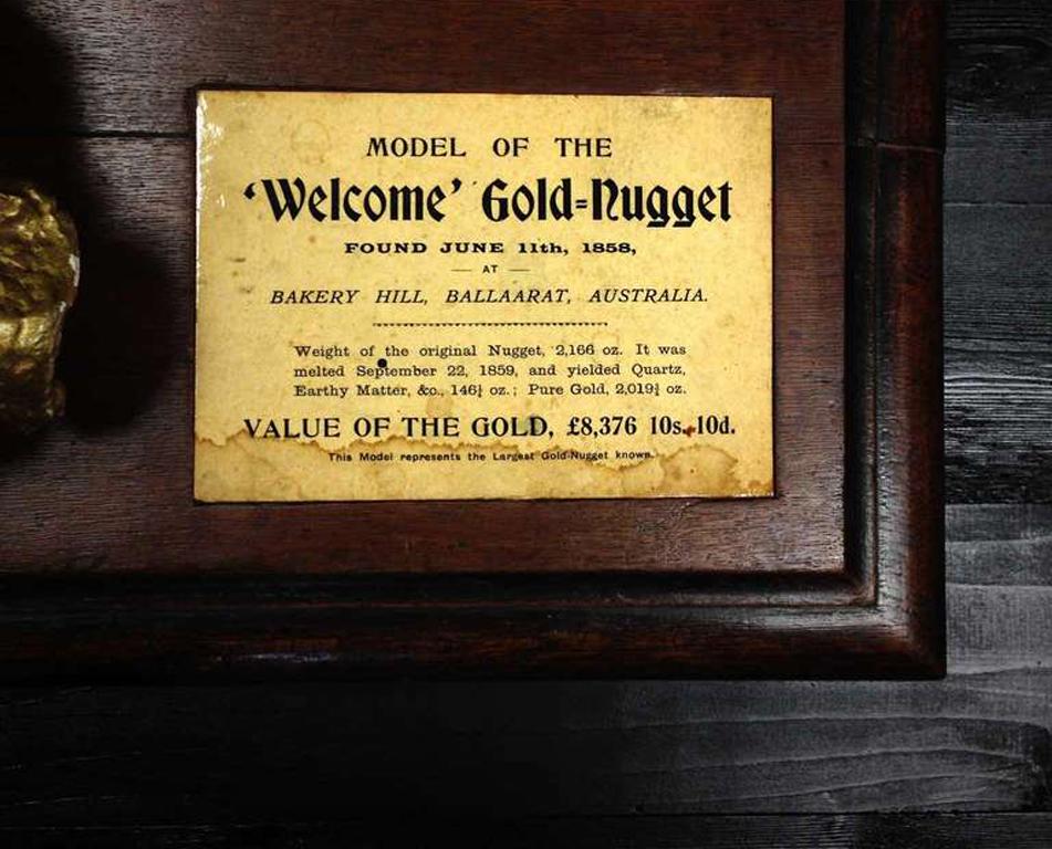 biggest gold nugget found in australia