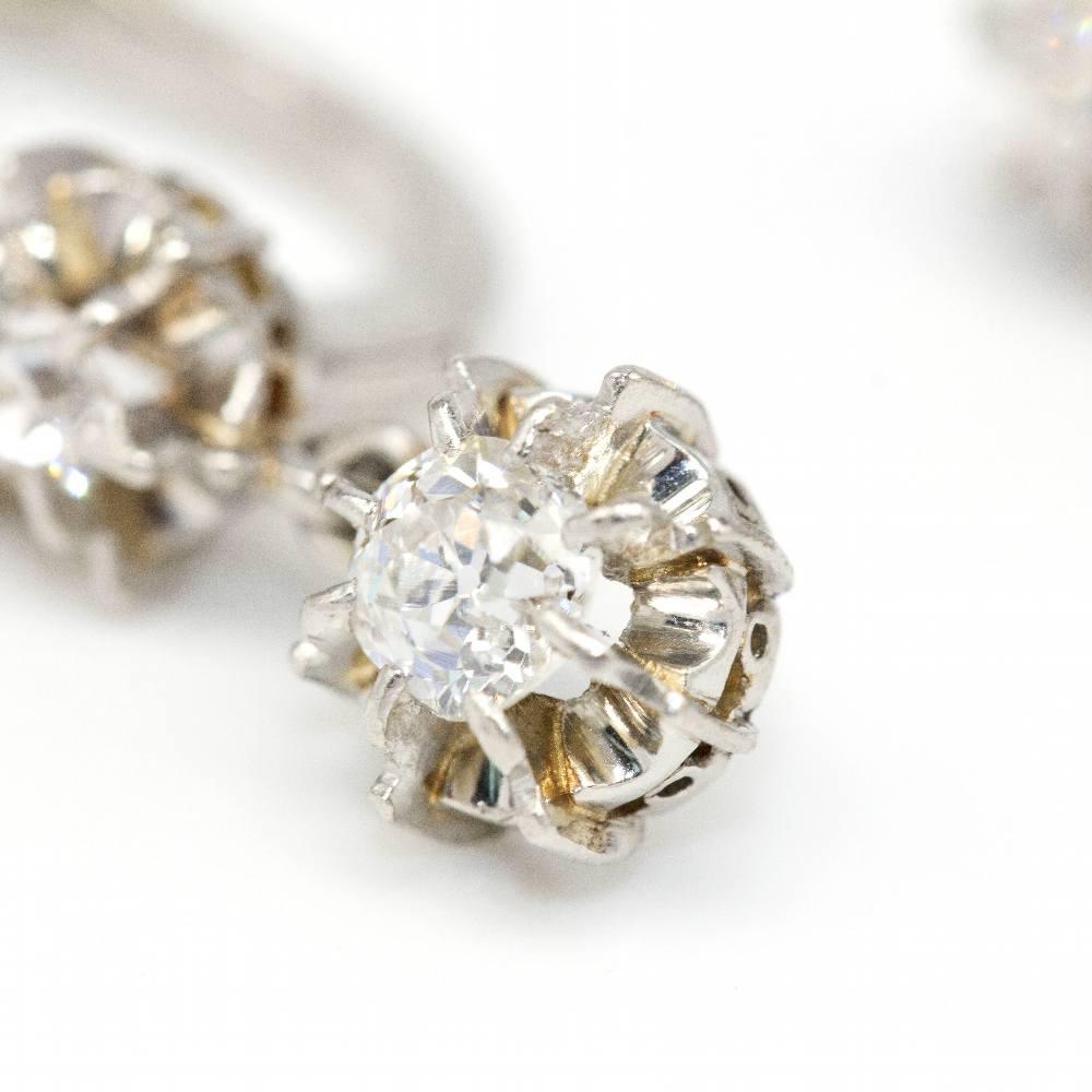 Ohrringe aus Platin und Diamanten aus dem 19. Jahrhundert (Antiker Kissenschliff) im Angebot