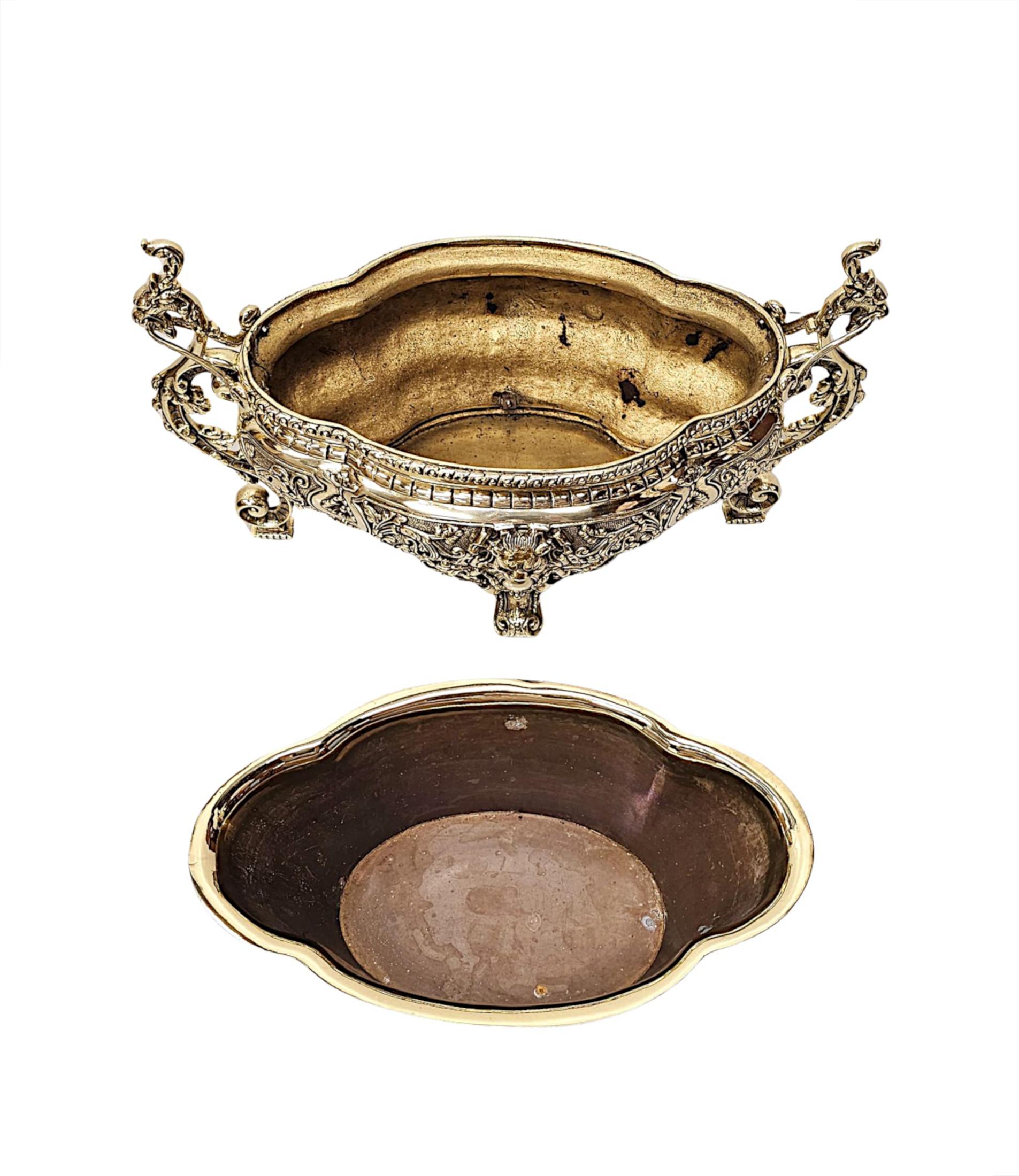 19th Century Polished Brass Jardiniere or Planter Bon état - En vente à Dublin, IE