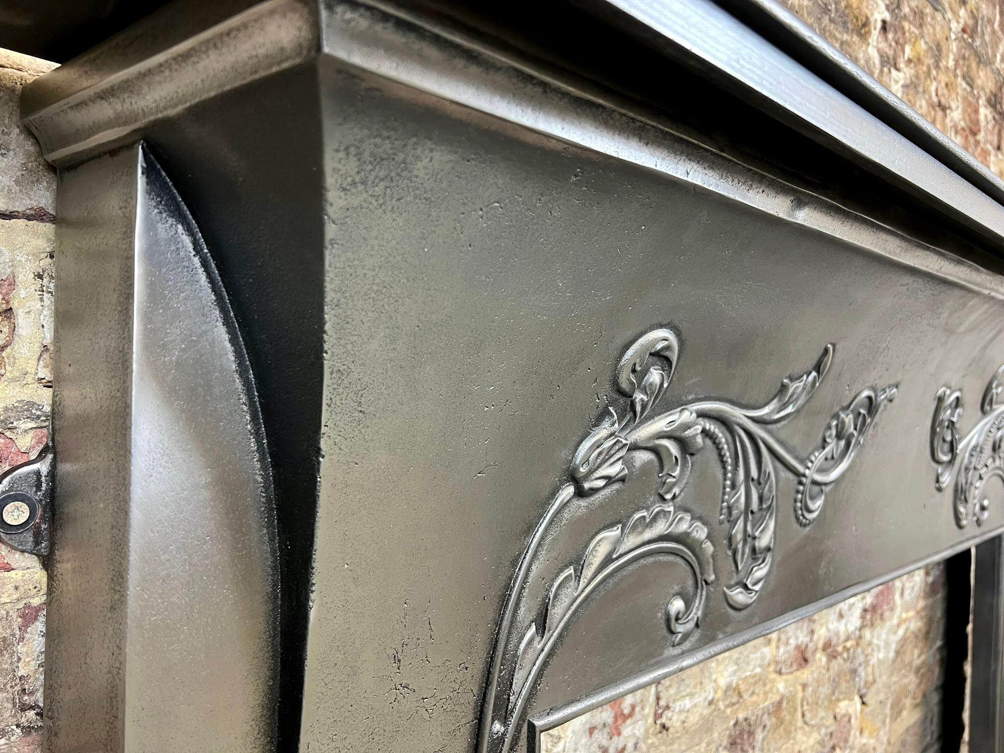 19th Century Polished Cast Iron Fireplace Mantlepiece In Good Condition For Sale In London, GB