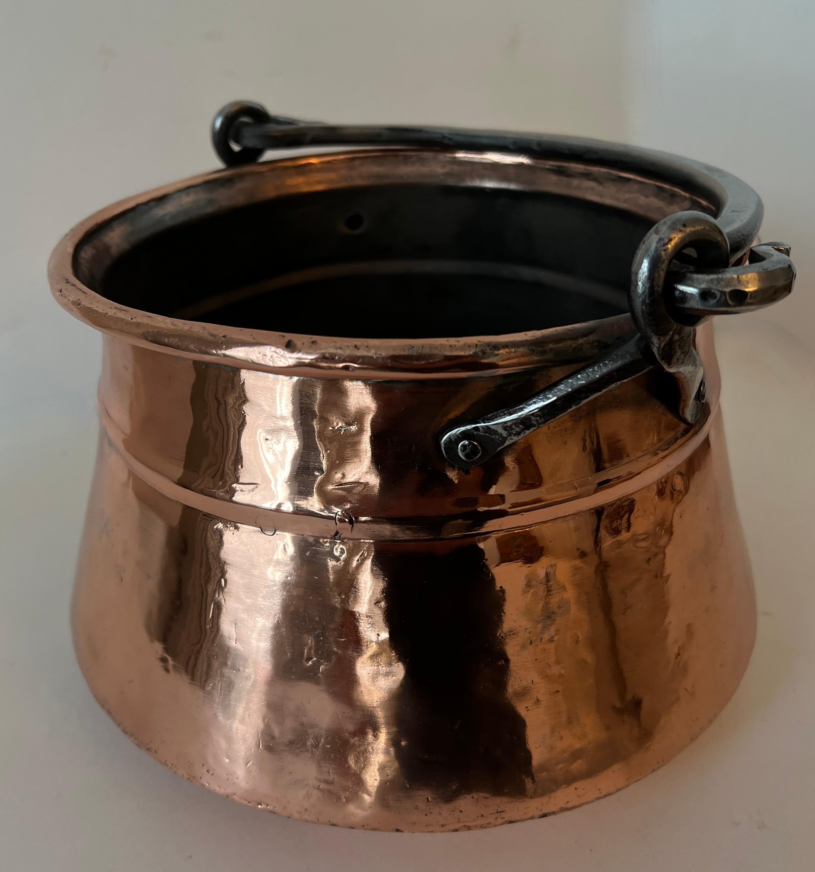 19th Century Polished Copper  Plater Jardiniere Cooking Pot with Handle For Sale 3