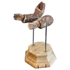 Bracci policromi del XIX secolo montati su una base in Wood
