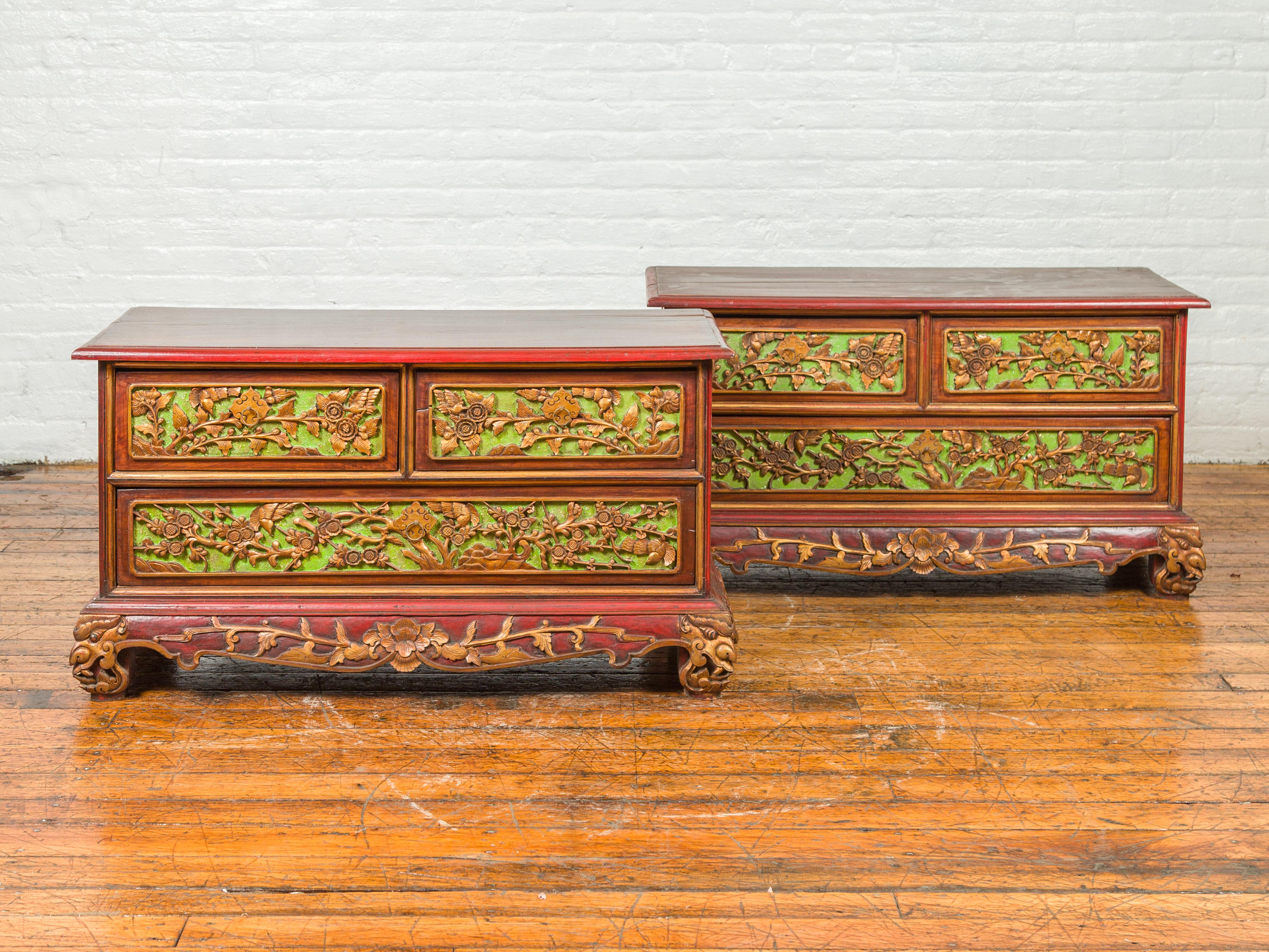 19th Century Polychrome Three-Drawer Chest from Madura with Carved Floral Motifs In Good Condition For Sale In Yonkers, NY