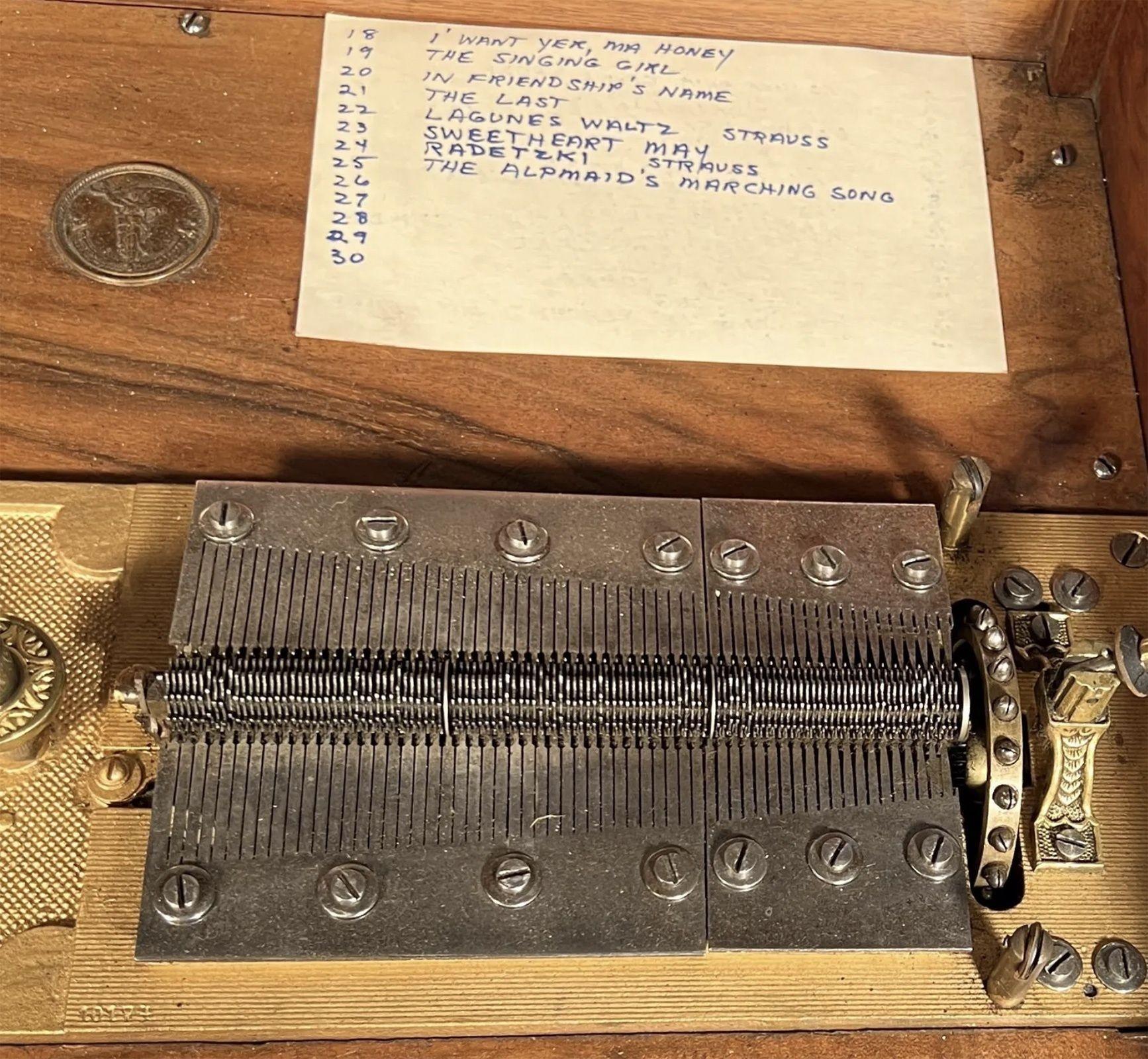 19th Century Polyphon Double Comb Music Box 1