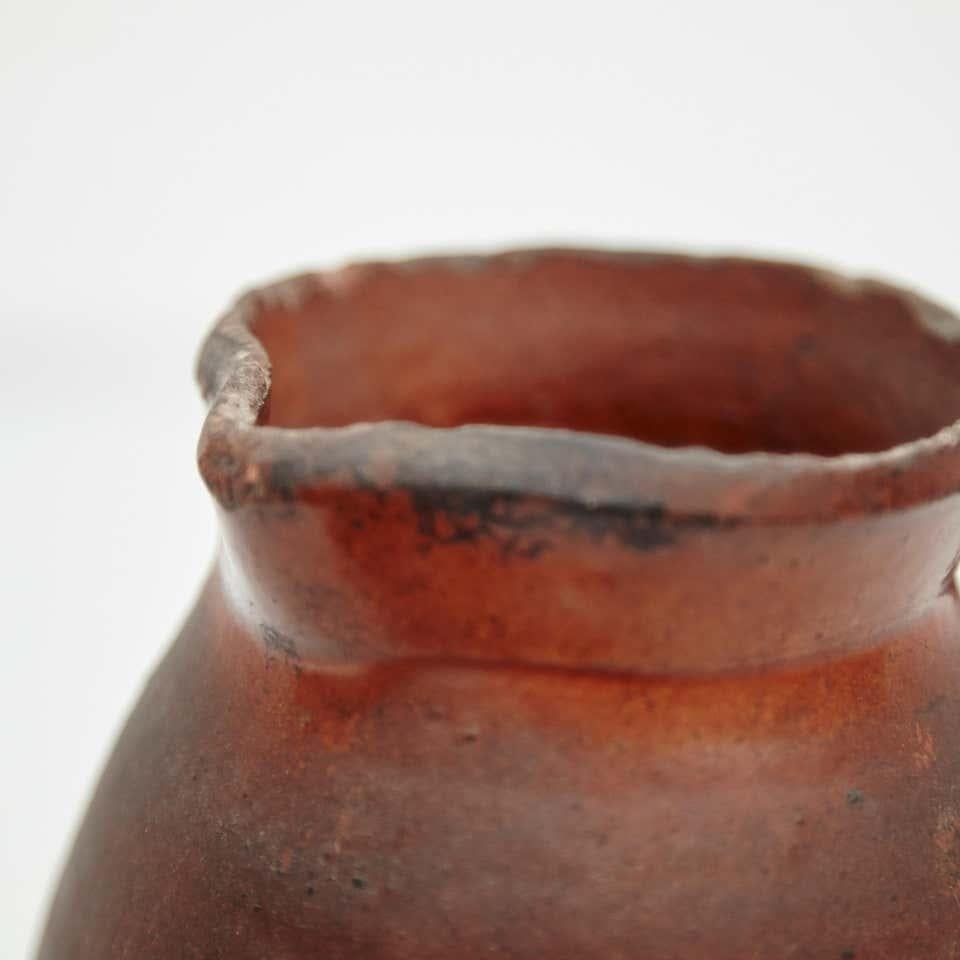 Rustic 19th Century Popular Traditional Ceramic For Sale