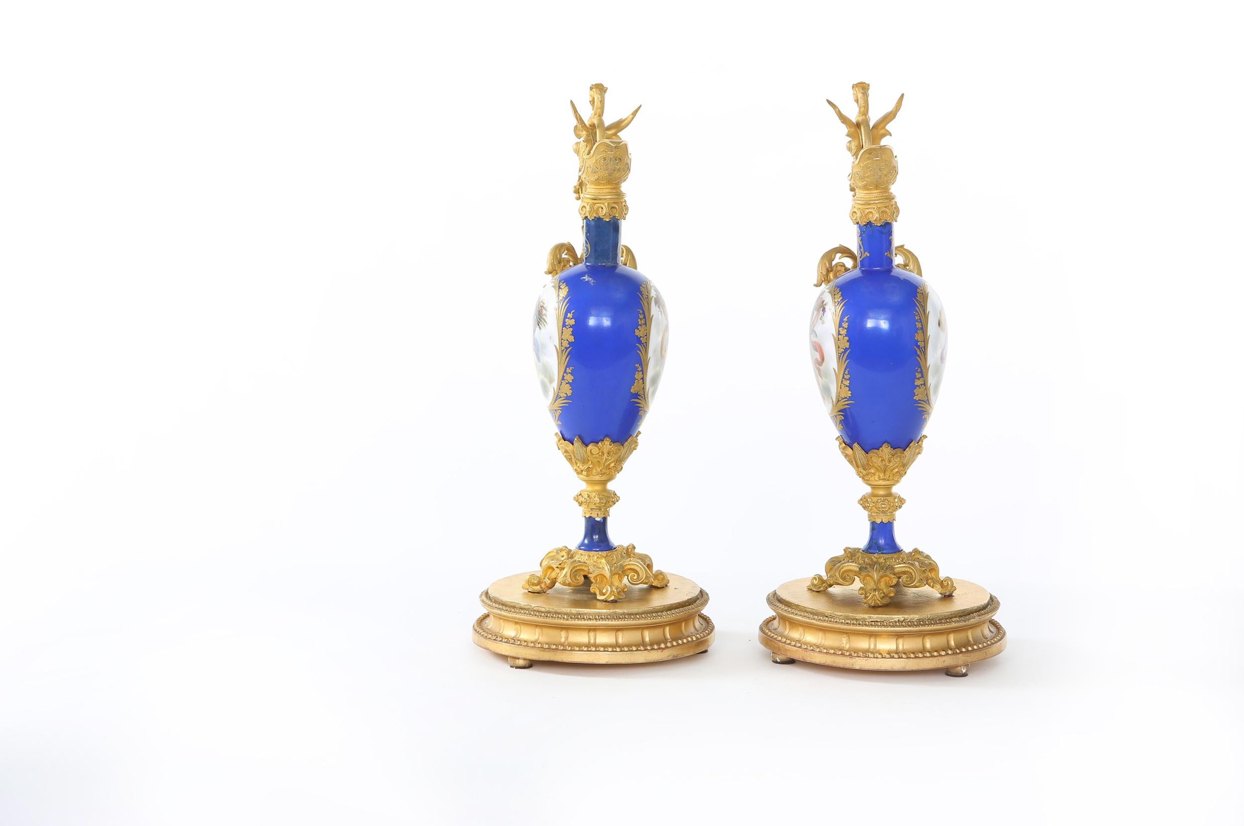 19th Century Porcelain Gilt Bronze Three-Piece Garniture In Good Condition For Sale In Tarry Town, NY