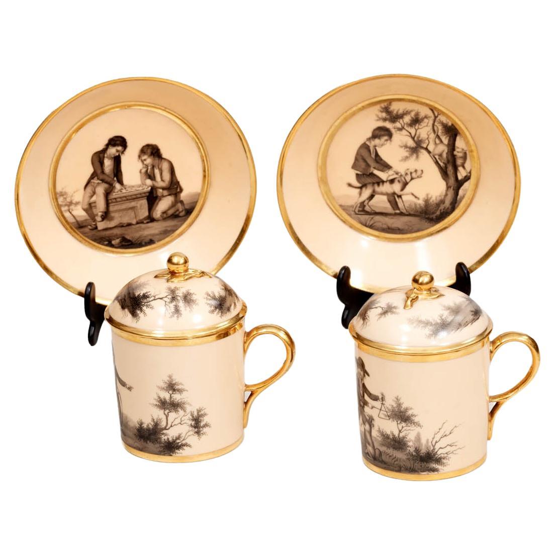 Coupes et soucoupes à chocolat chaud avec couvercle en porcelaine du 19e siècle par Dihl et Guerhard