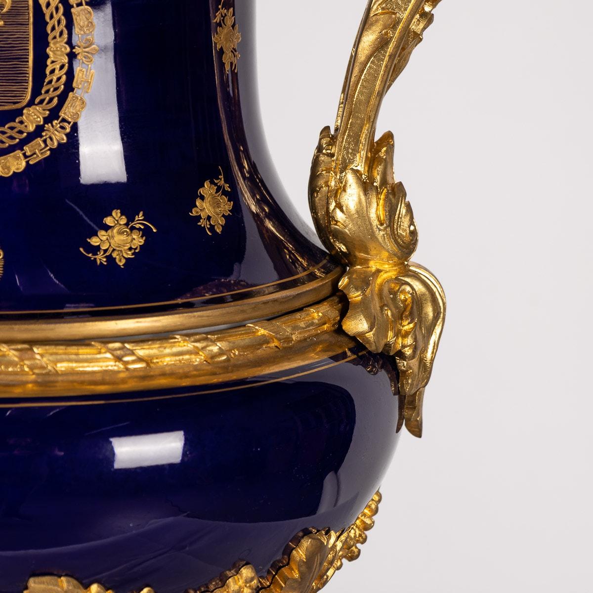 19th Century Porcelain Serves Vase In Magnificent Cobalt-Blue & Ormolu, c.1846 5