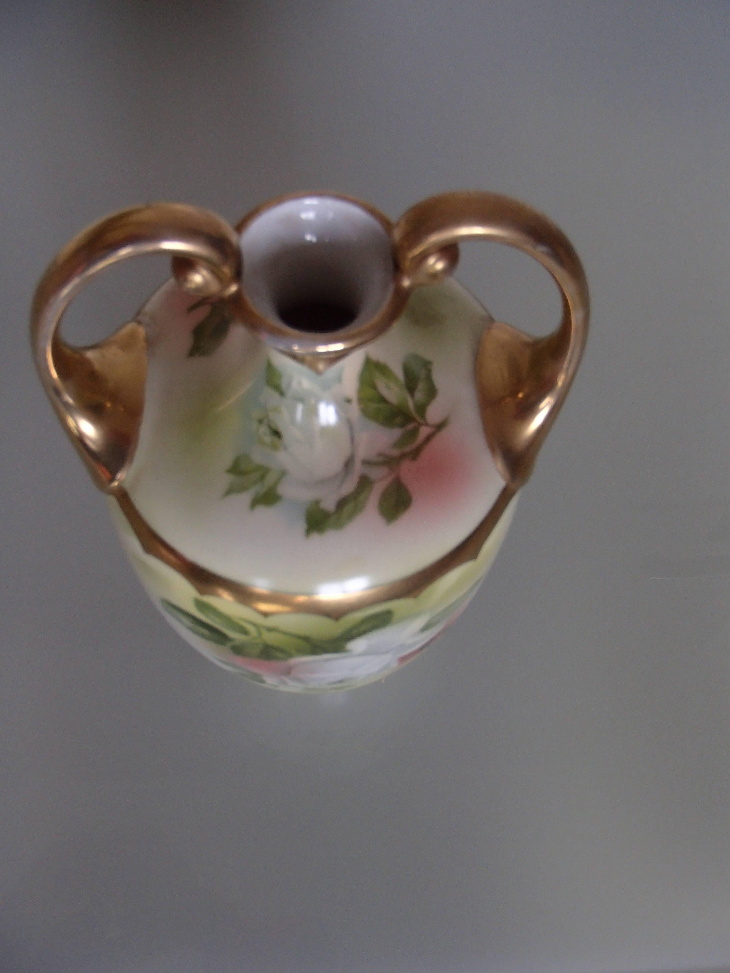 19th Century Porcelain Vase with Roses Painting For Sale 2