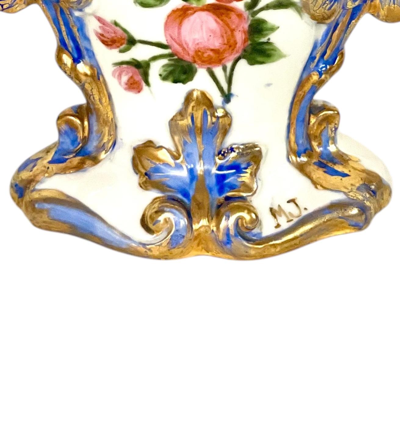 Vaso nuziale in porcellana del XIX secolo con accenti dorati in vendita 5